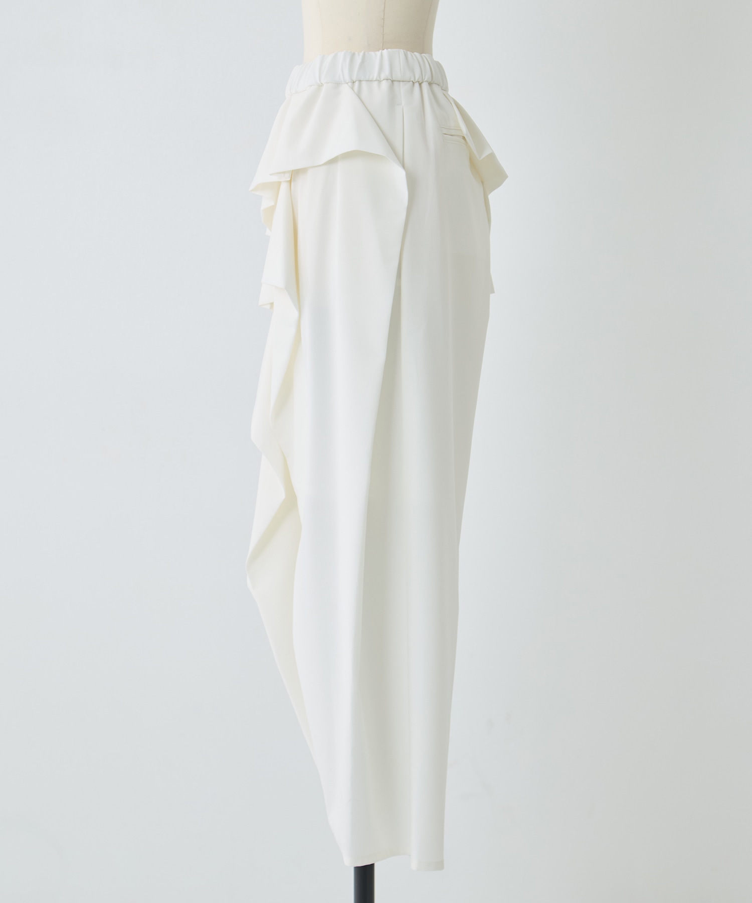 別注 RUFFLE PANTS TAAKK