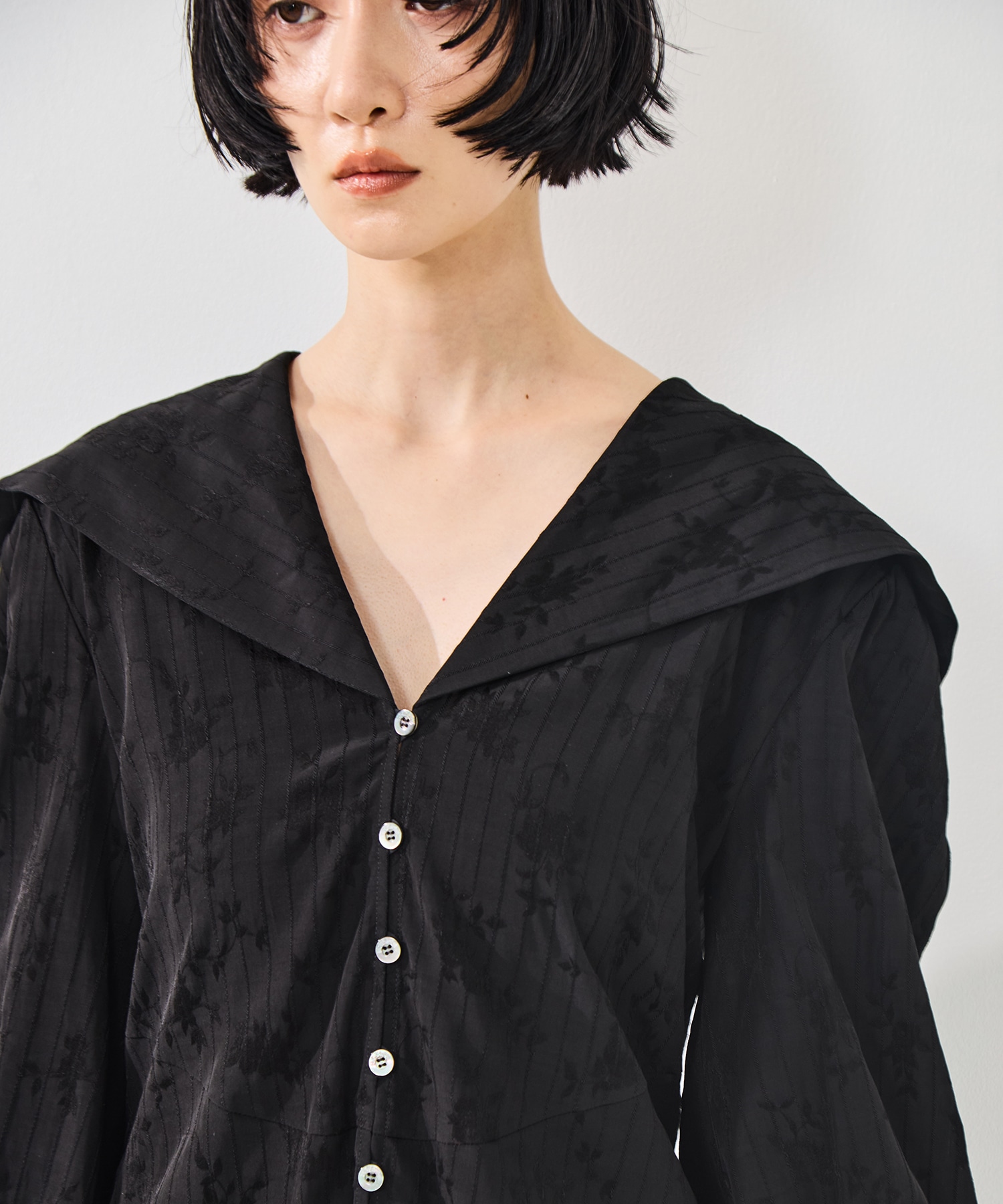 ROSE JACQUARD SAILOR COLLAR BLOUSE FETICO