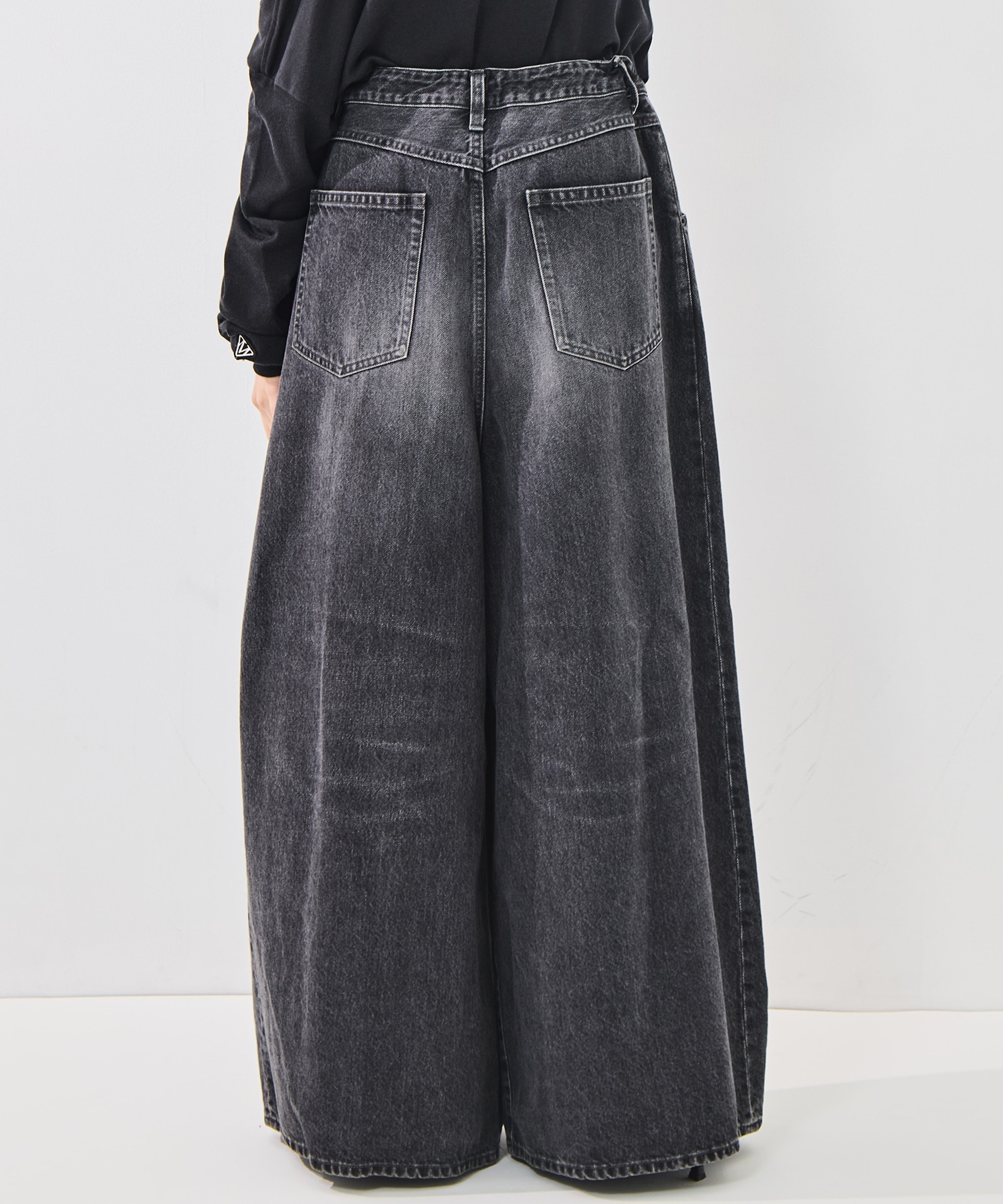 H.D Buggy jean-12oz Denim Needles