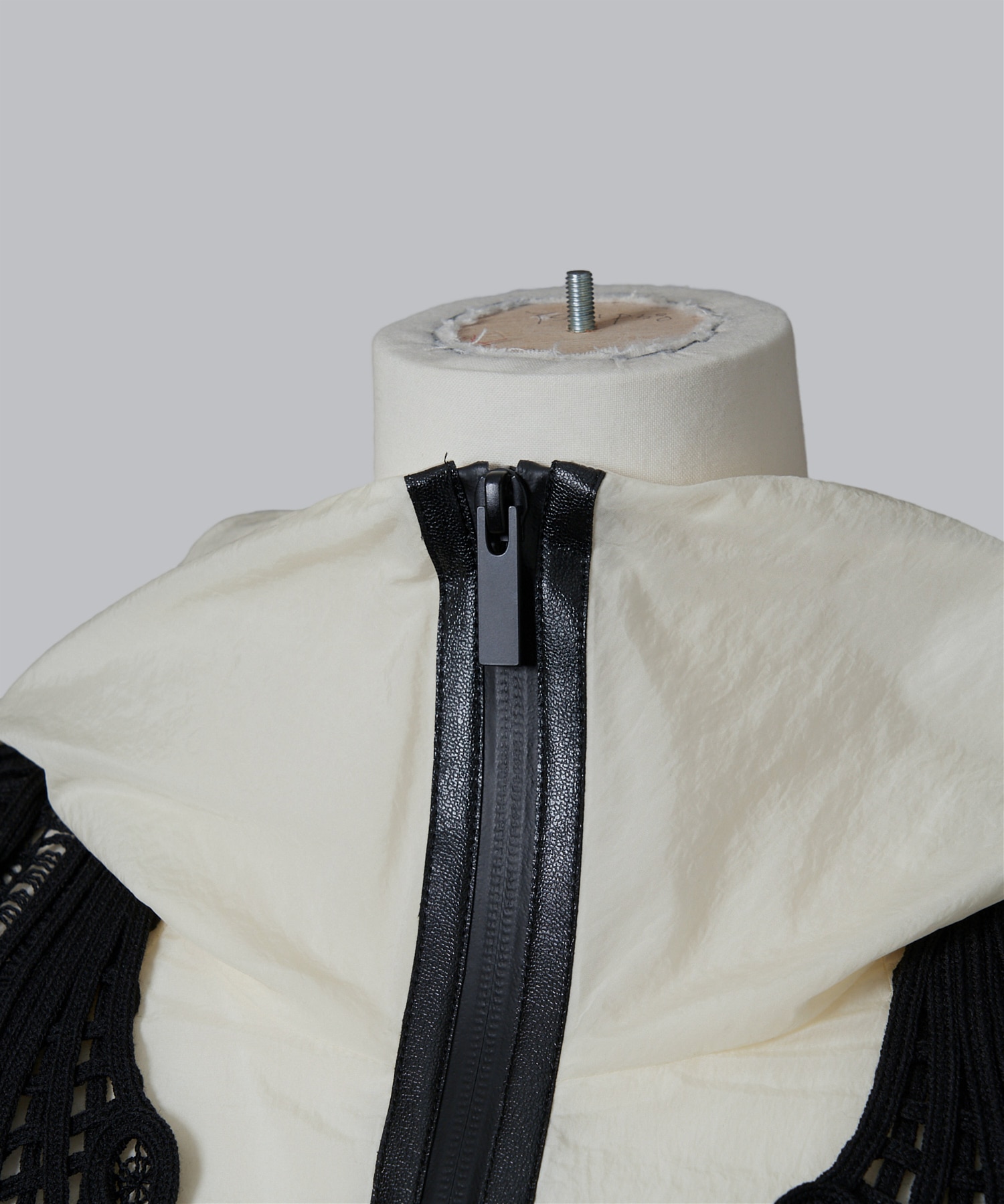 Nylon Oversized Jacket with Cording Embroidery Vest Mame Kurogouchi