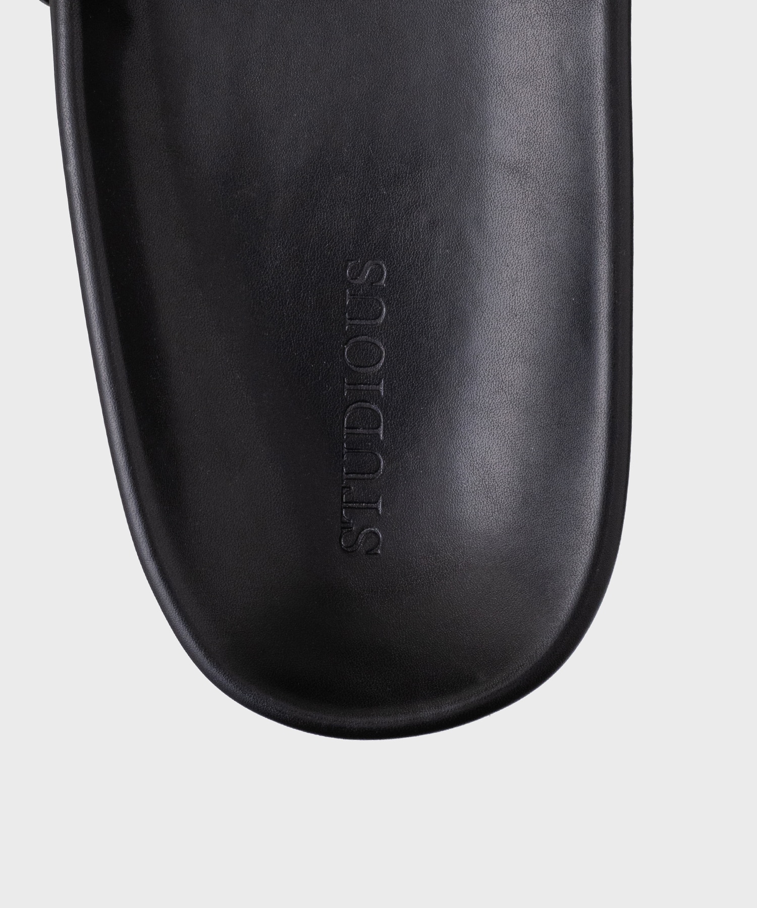 PLATFORM SHOWER SANDAL STUDIOUS