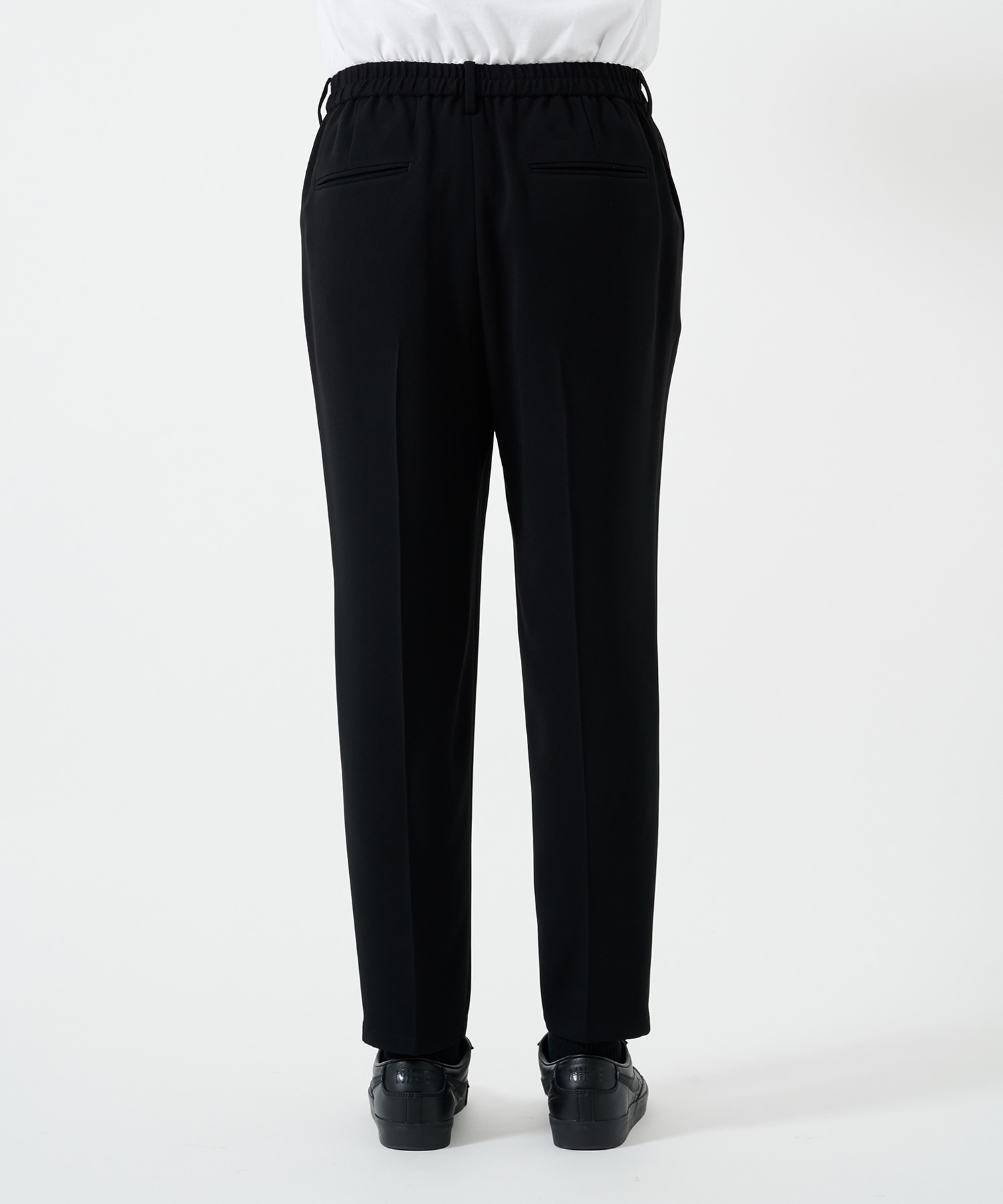 ESSENTIAL WIDE TAPERED PANTS STUDIOUS