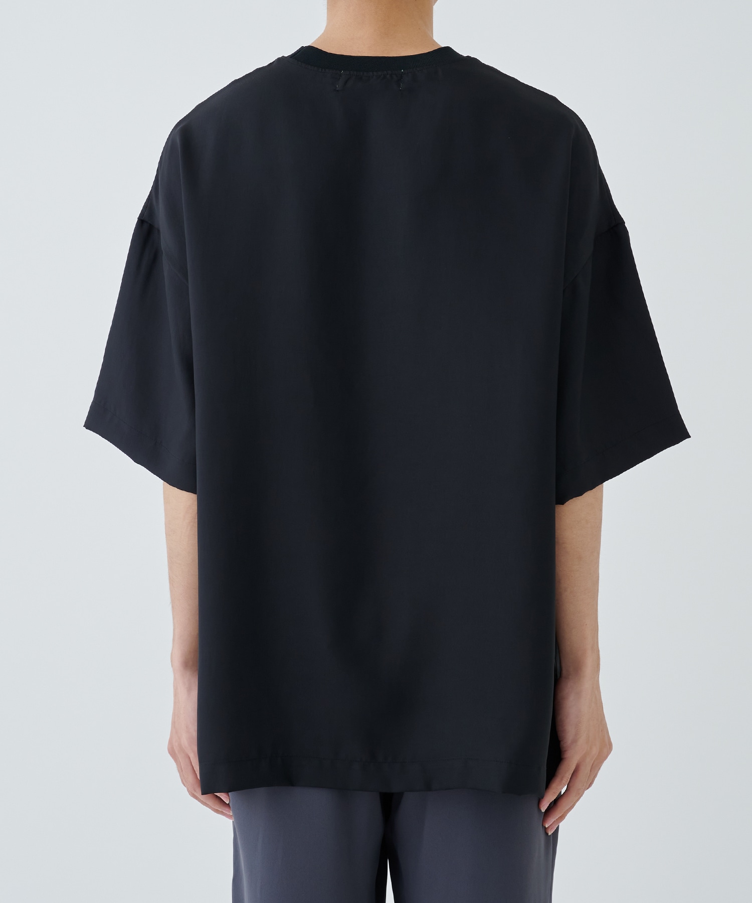 Silky Twill Simple Modern Rib Neck Pullover CULLNI