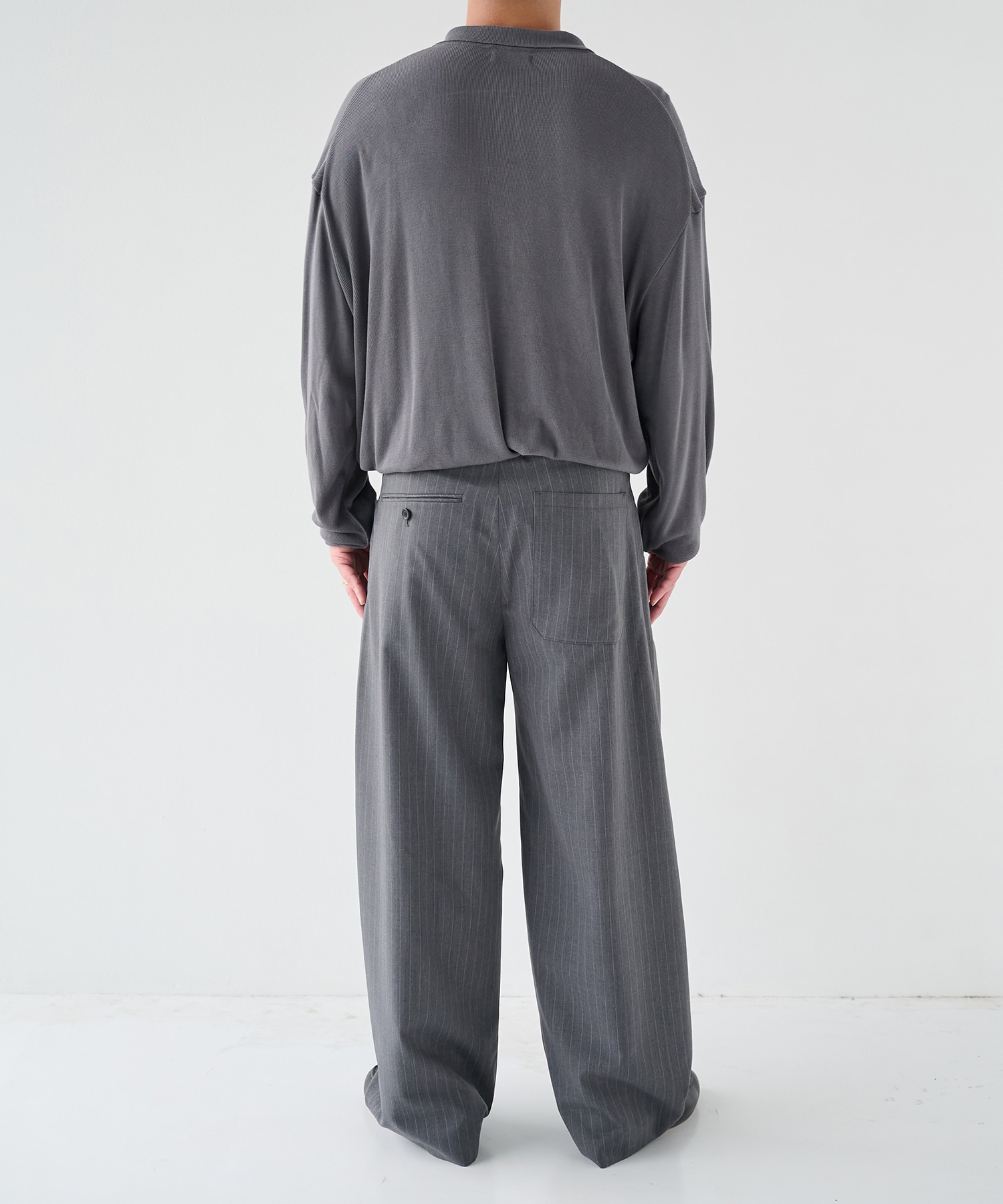 2Tuck Curve Slacks STUDIOUS