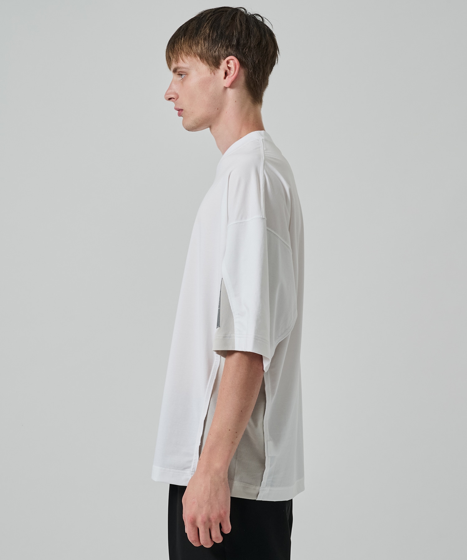 〈別注〉メッシュ切り替えミルスペックTEE N.HOOLYWOOD