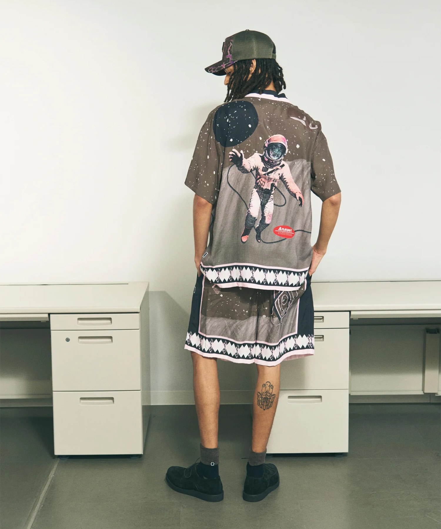 SUMMER SHORTS SPACE PHINGERIN