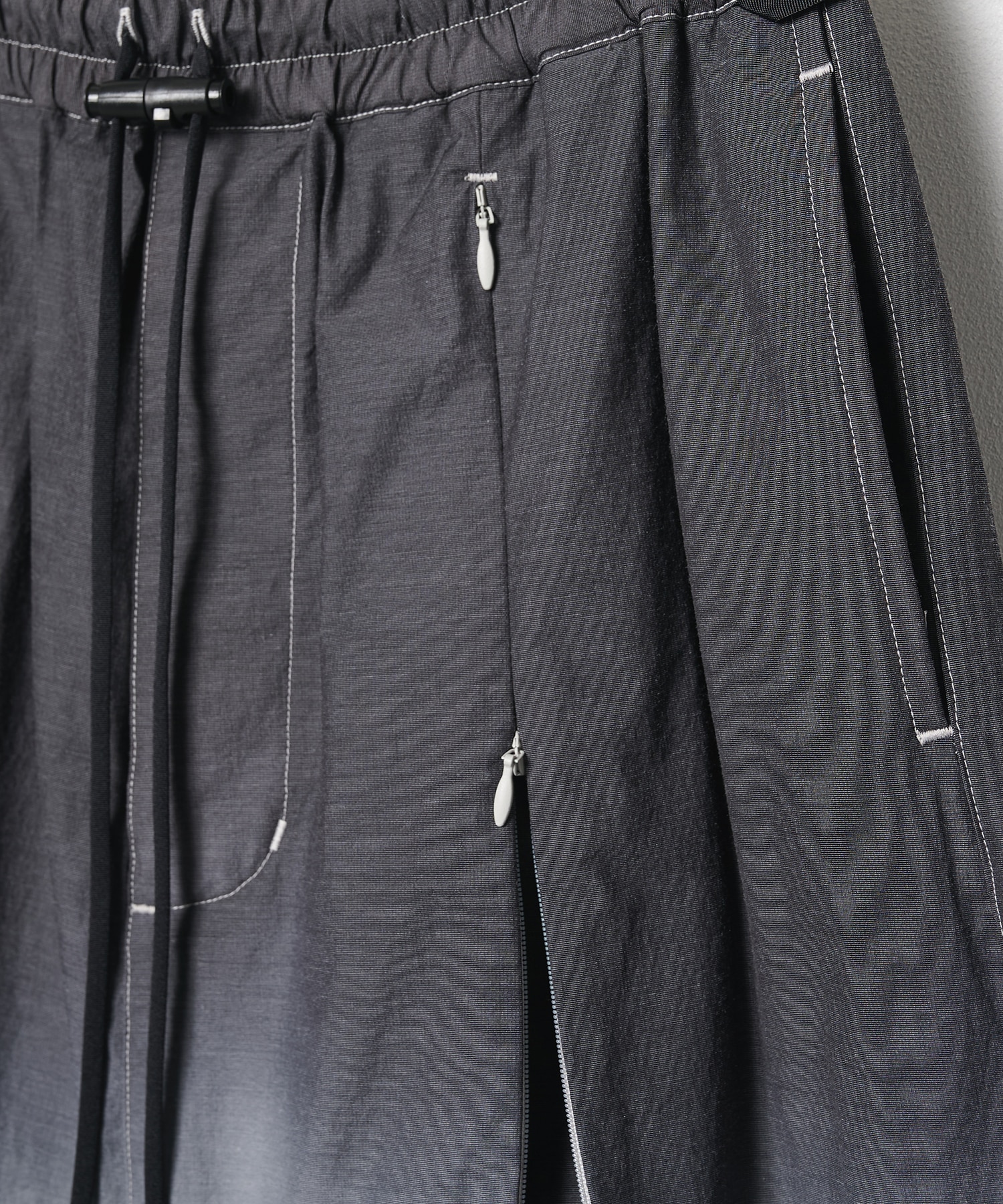 THE BREATHABLE GRADIENT GARMENT DYEING S/L PANTS POLIQUANT