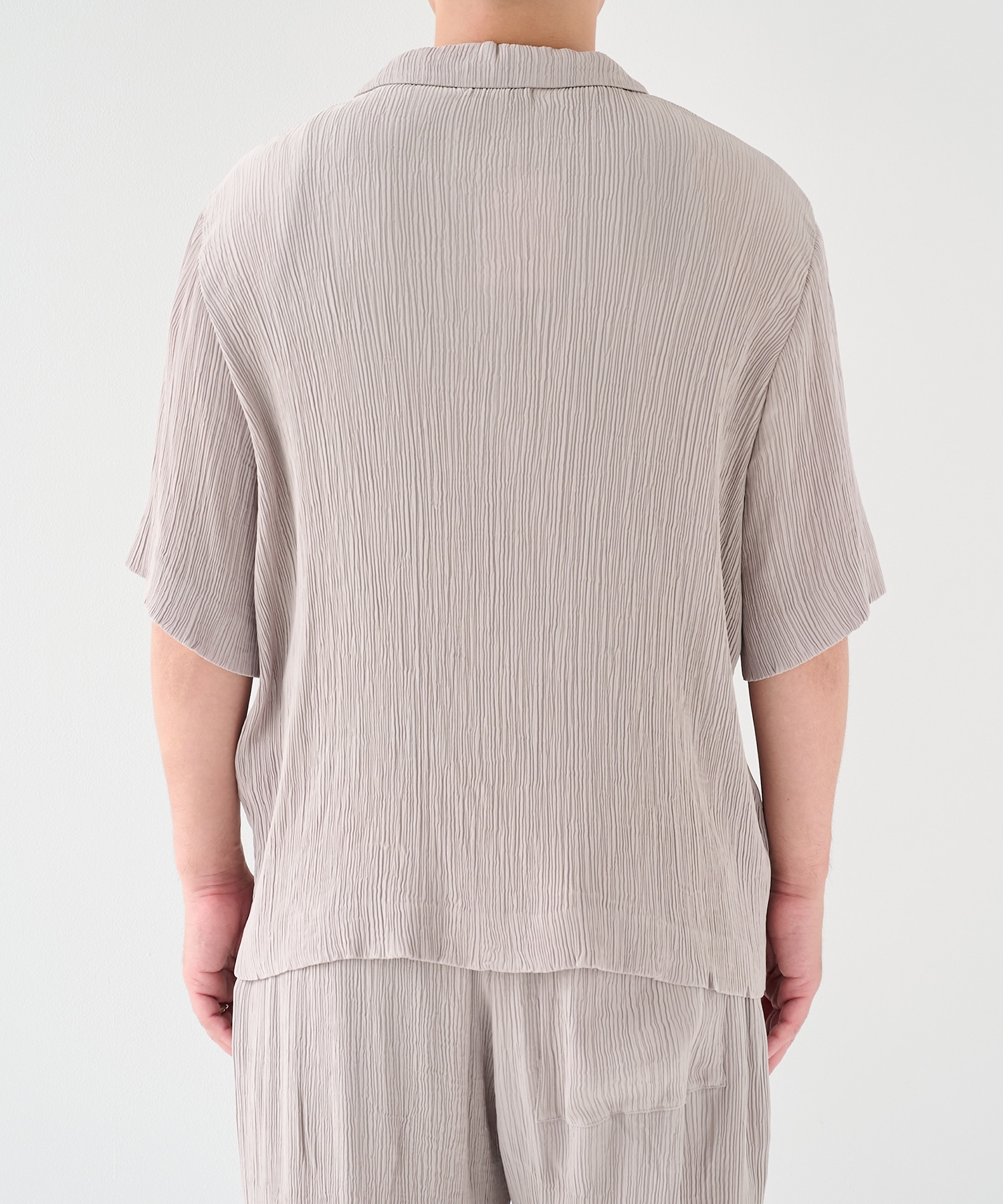 Silky Pleats Open Shirts STUDIOUS