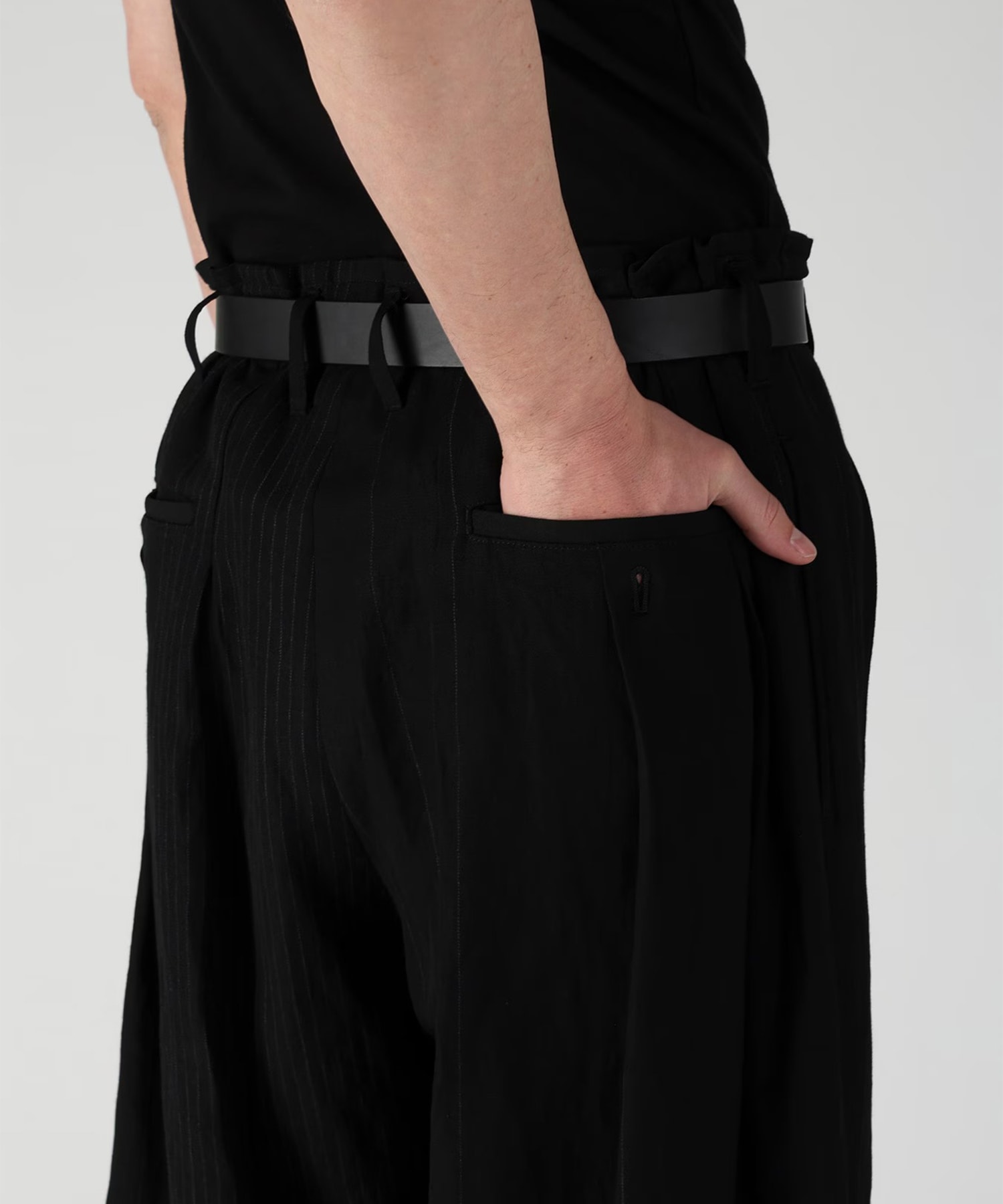 HEM TAB WIDE TUCK PANTS Yohji Yamamoto