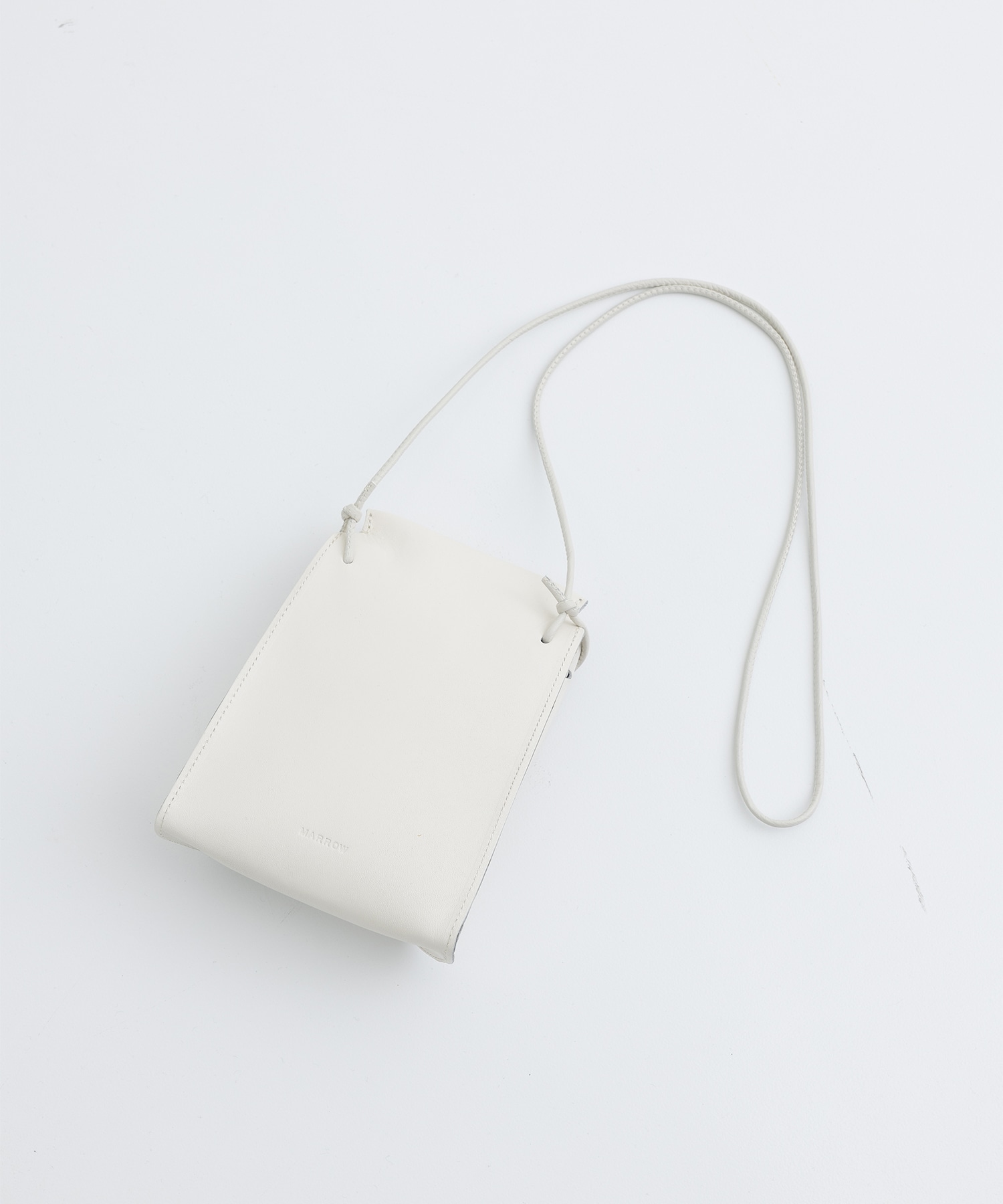 BENT POUCH MARROW