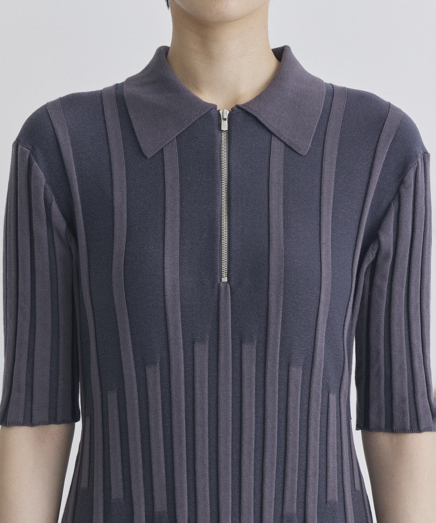 別注HALF SLEEVE ZIP DRESS CINOH