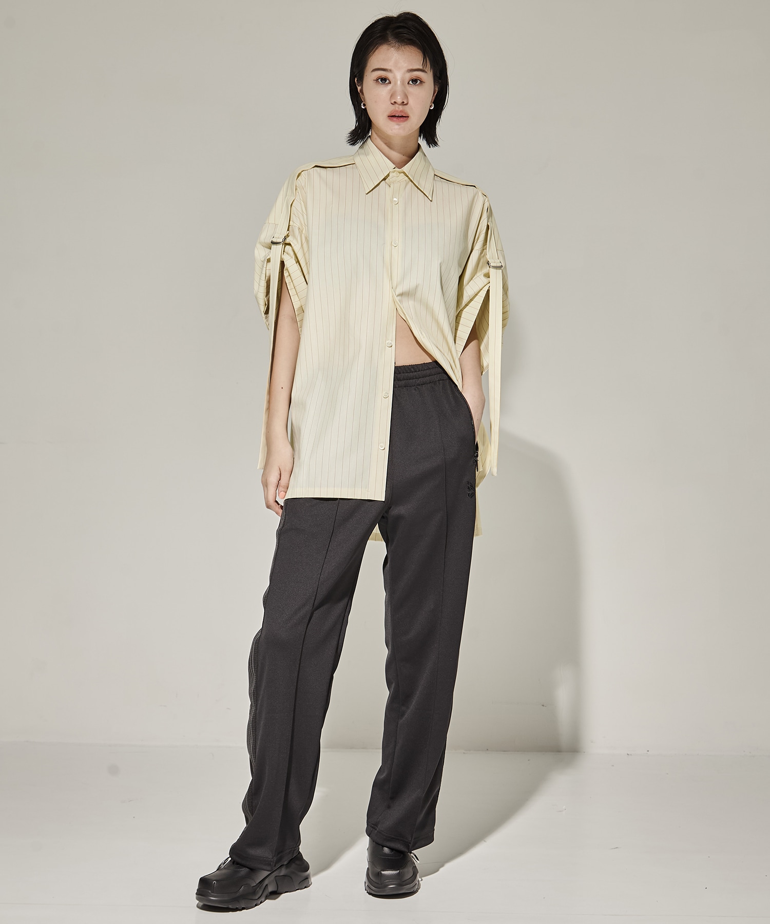 Square belt Shirt UJOH