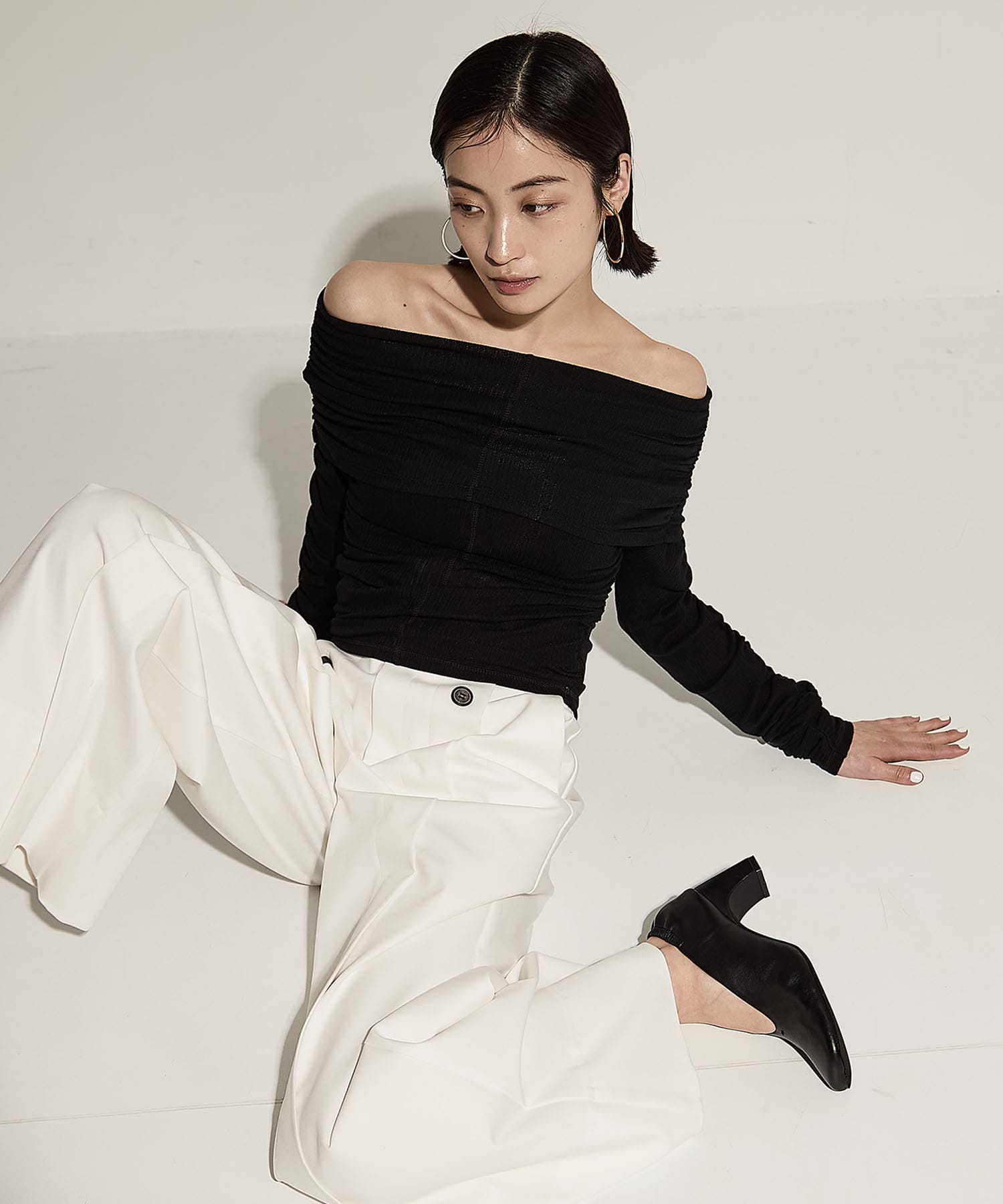 Washable Silk Cotton Offshoulder STUDIOUS