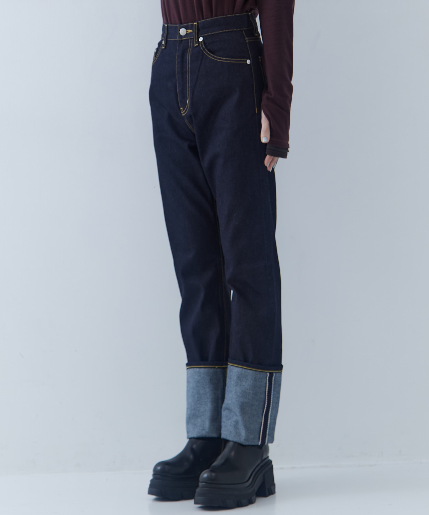 selvedge denim woman fits beautiful people