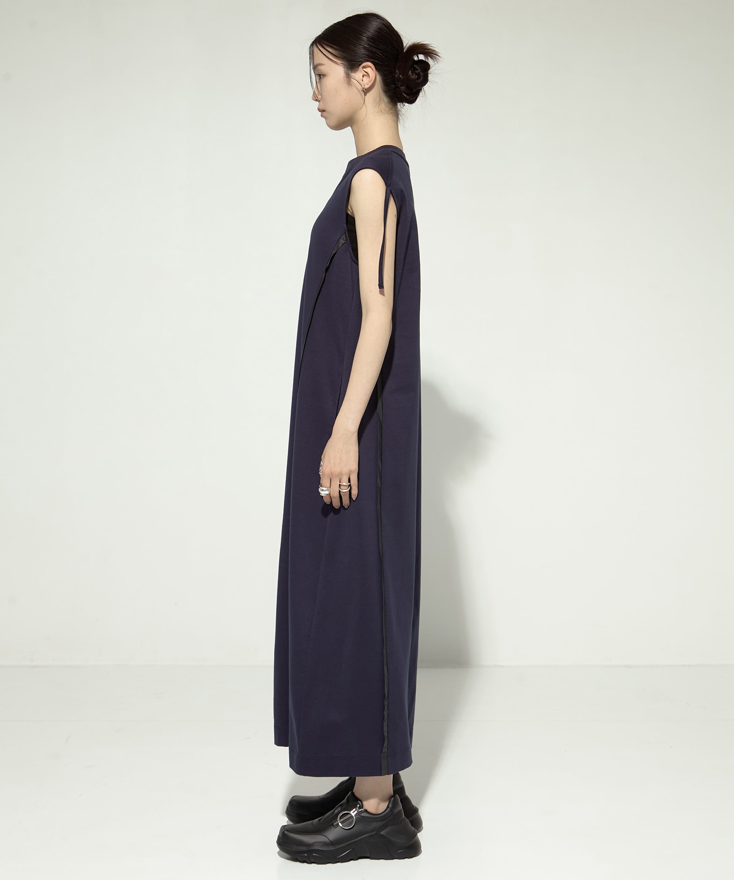別注SIDE LINE DRESS CINOH
