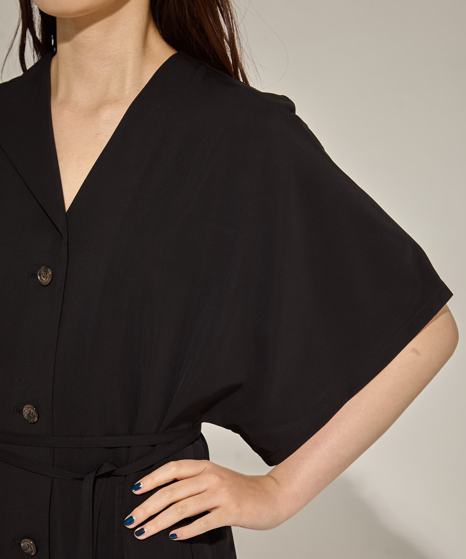 Ana asymmetry dress BE AKIRANAKA