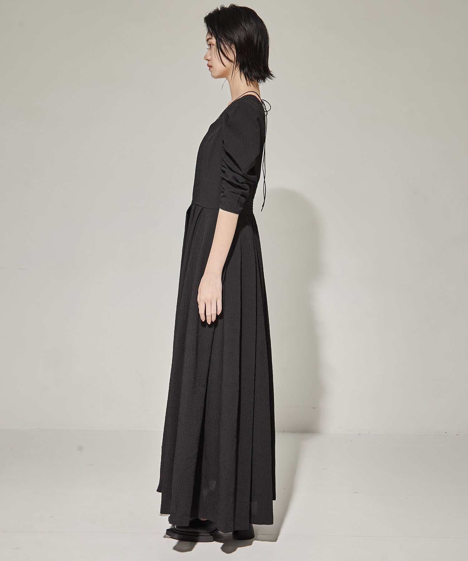 SEERSUCKER VOLUME HEM DRESS AMERI