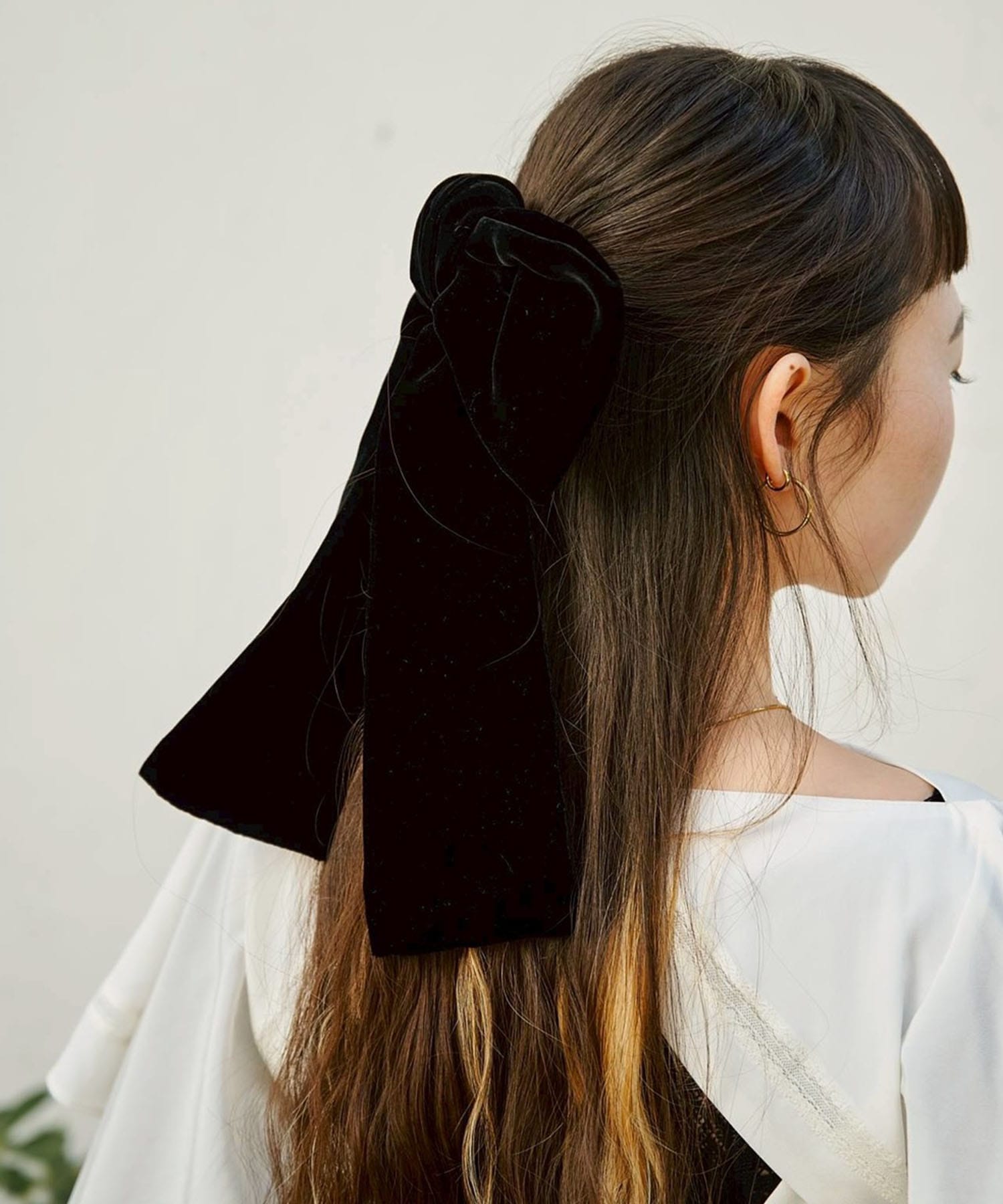 VELVET BOW HAIR CLIP FETICO