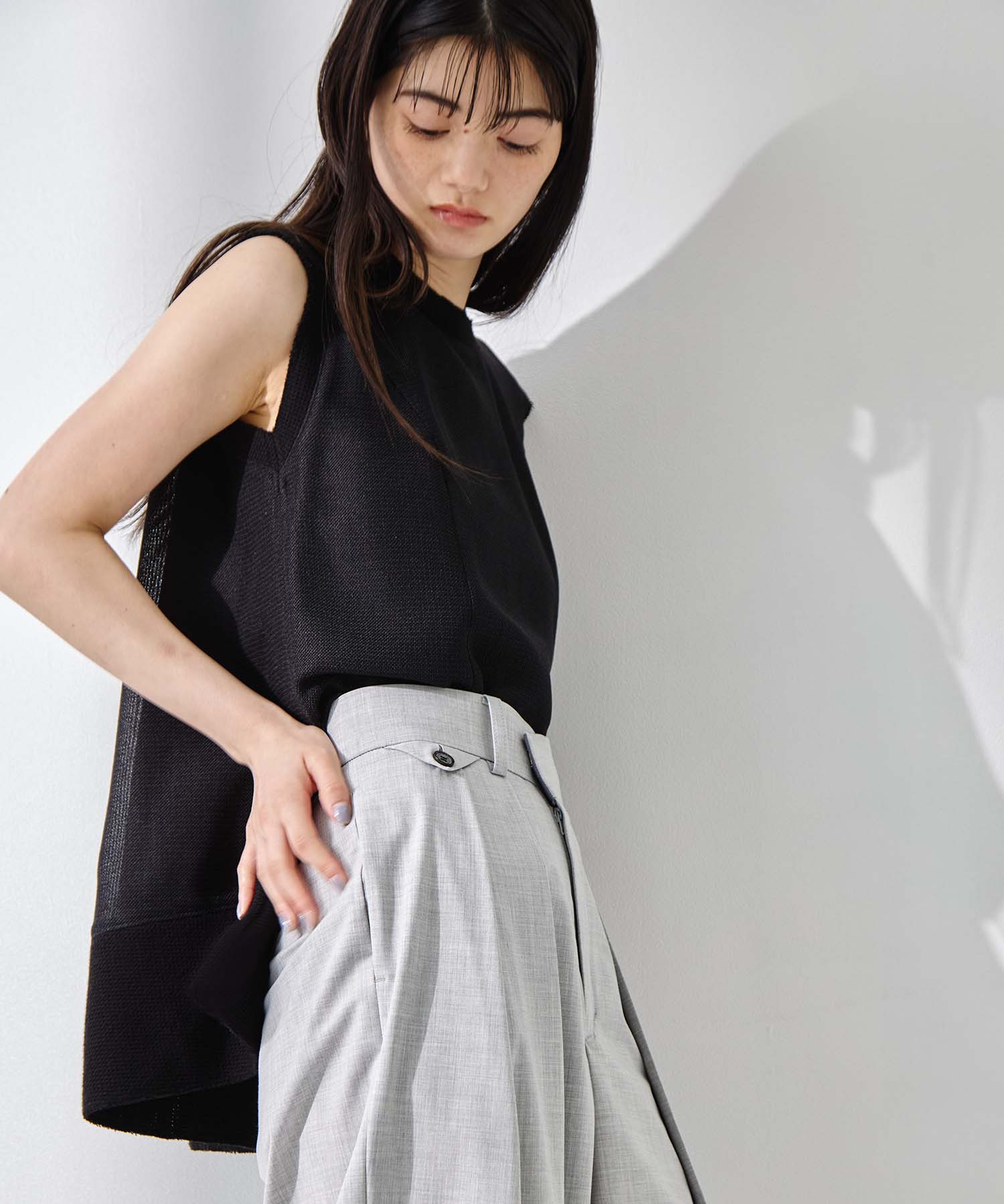 Sleeveless Washable Mesh Blouse STUDIOUS