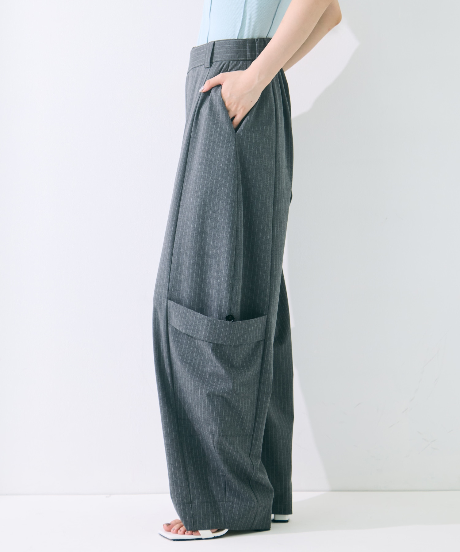 Soft Barrel Leg Flap Cargo Trousers STUDIOUS