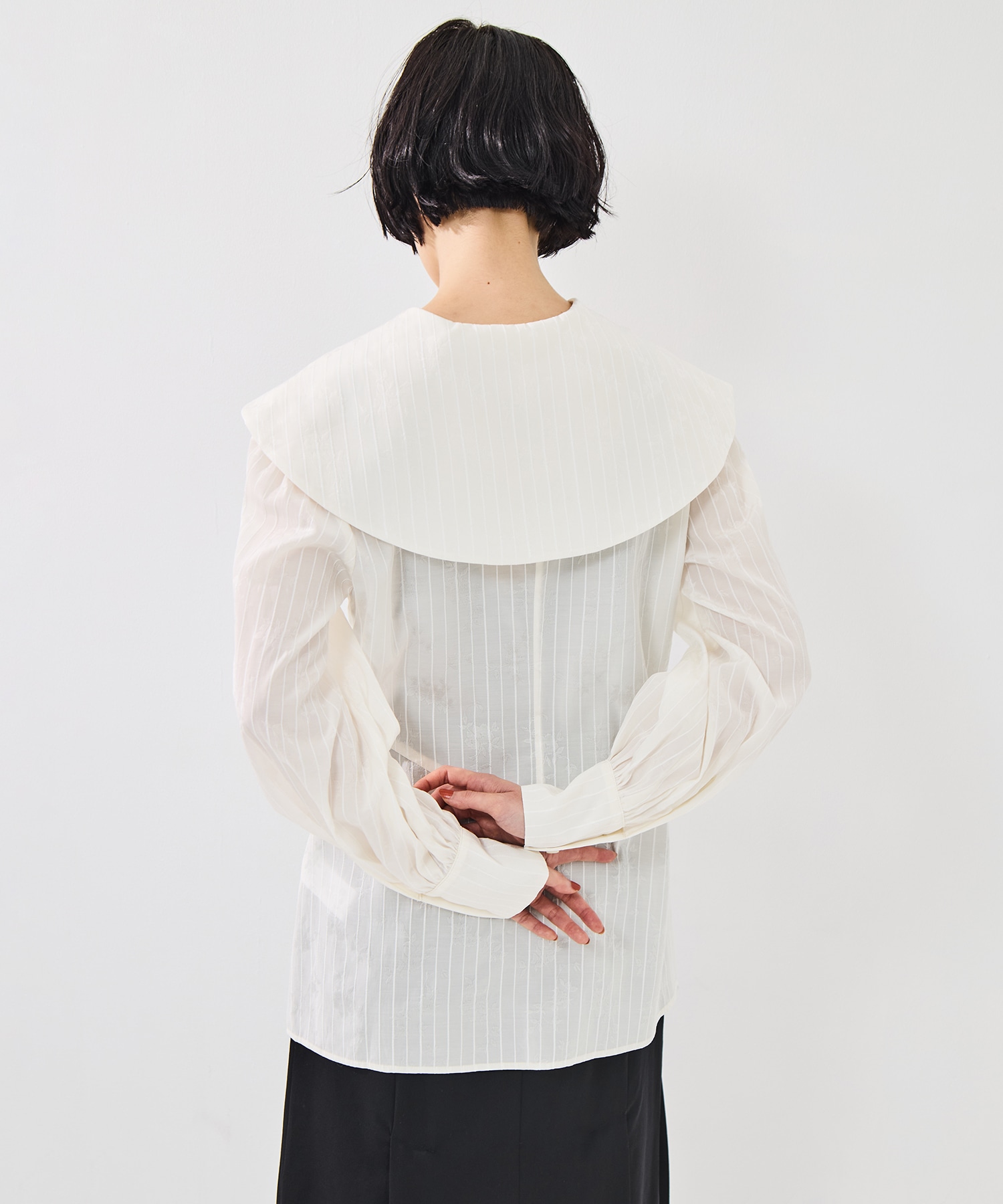 ROSE JACQUARD SAILOR COLLAR BLOUSE FETICO