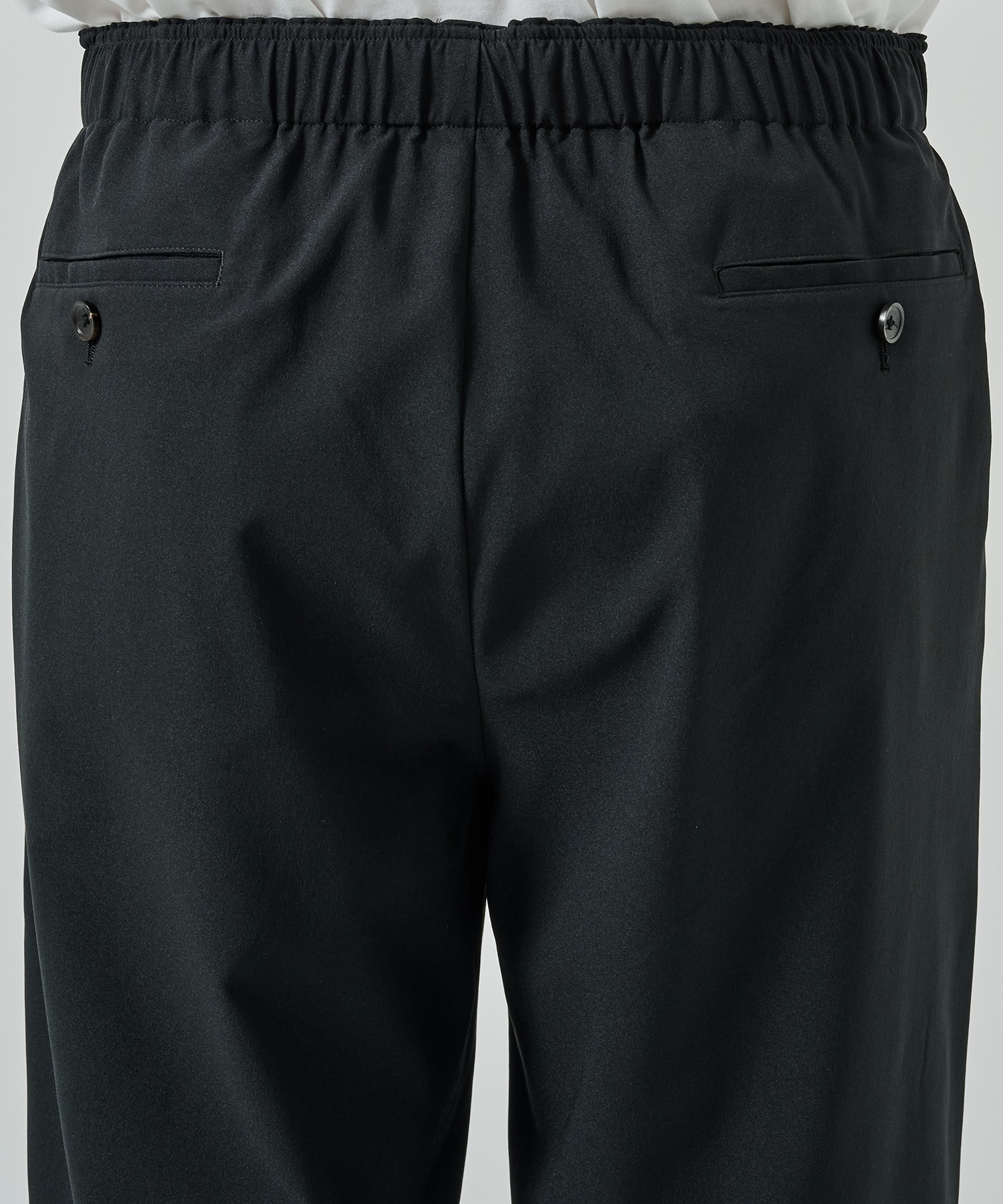 〈別注〉TWO TUCK EASY TROUSERS MARKAWARE/marka