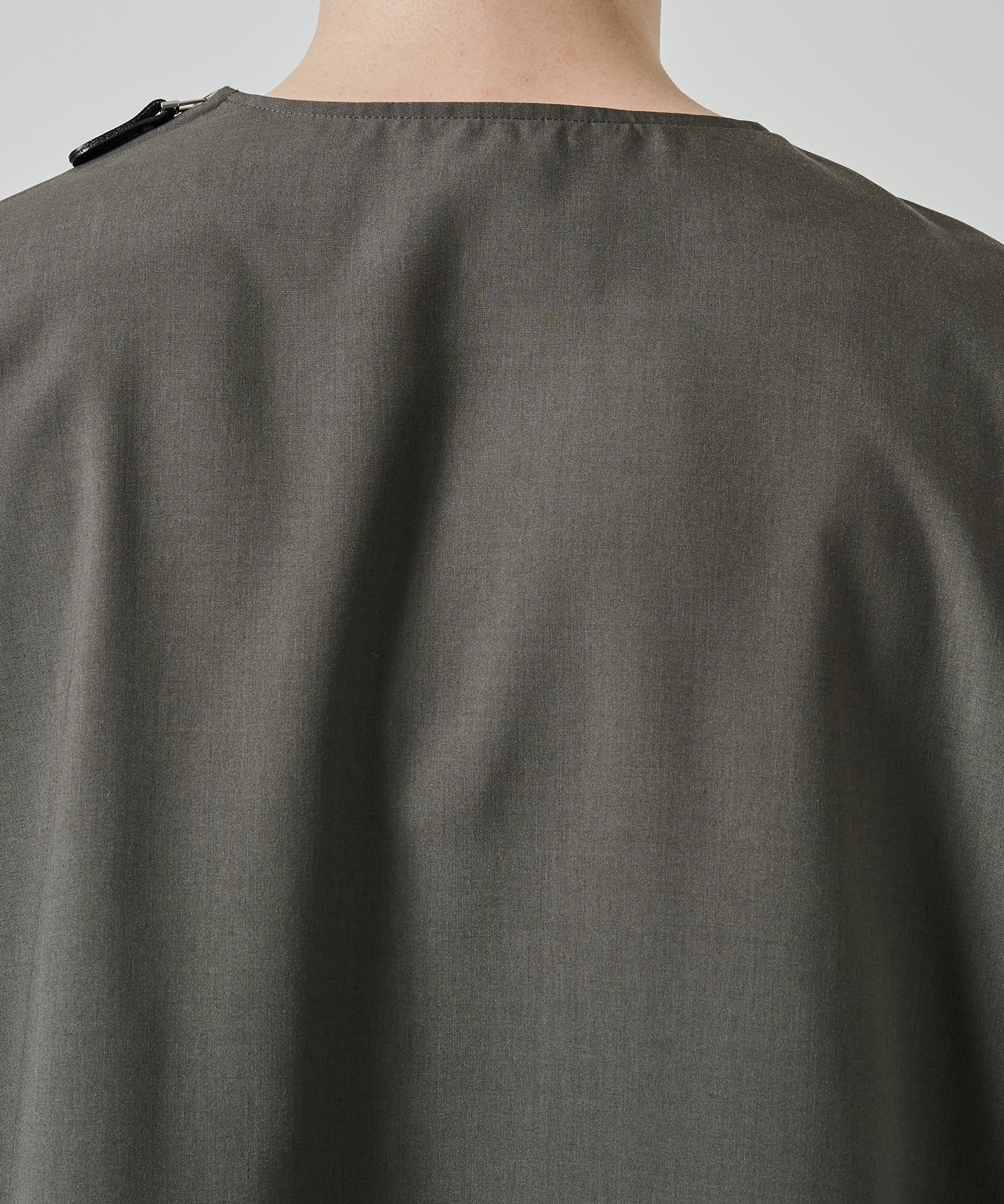THE SIDE ZIP PULLOVER SHIRT SHORT SLEEVE THE RERACS