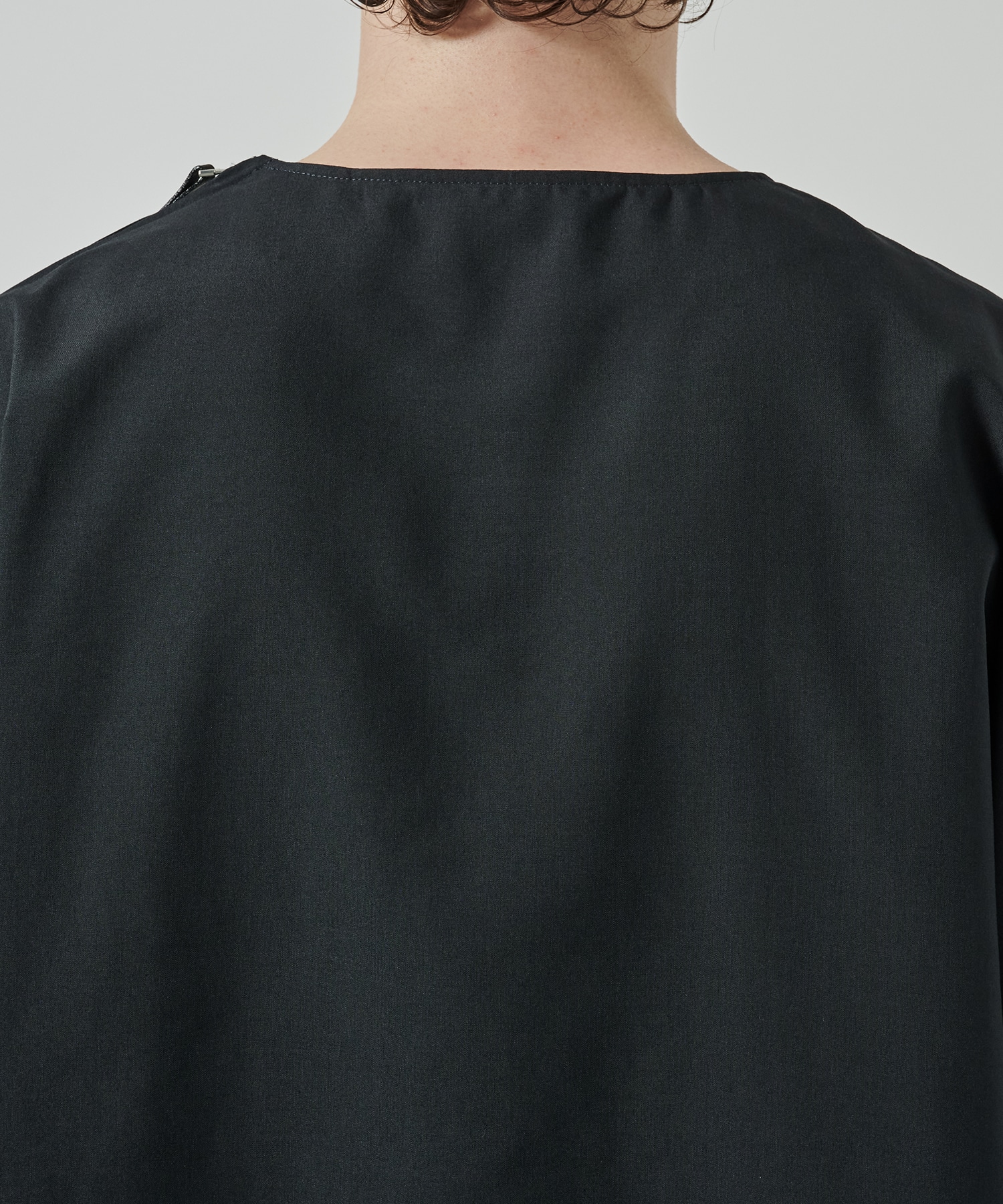 THE SIDE ZIP PULLOVER SHIRT SHORT SLEEVE THE RERACS