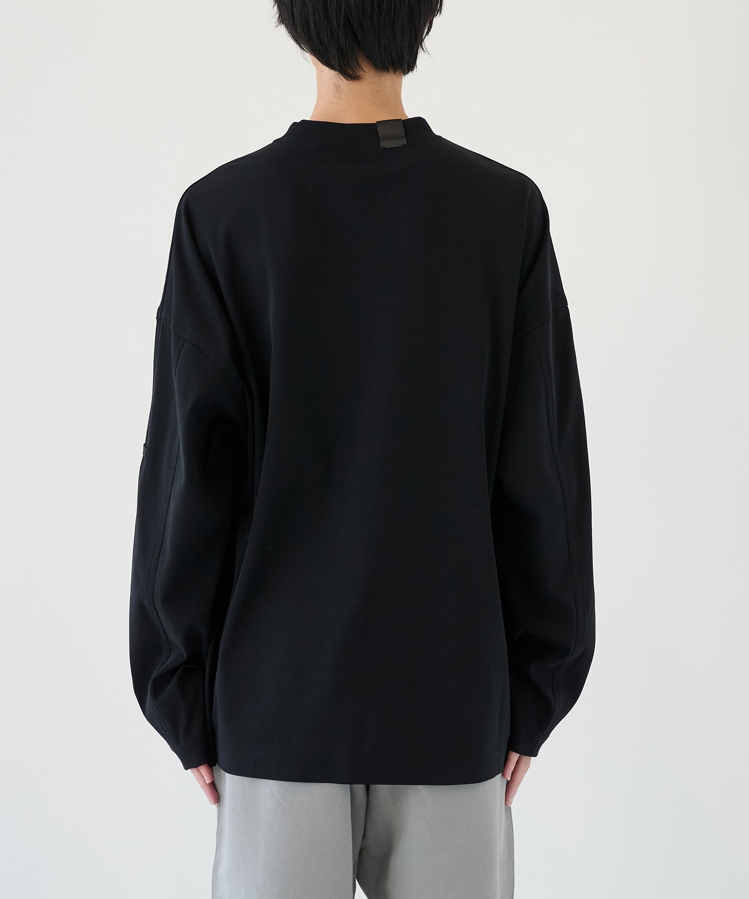 2252-CS07-033 L/S TEE N.HOOLYWOOD