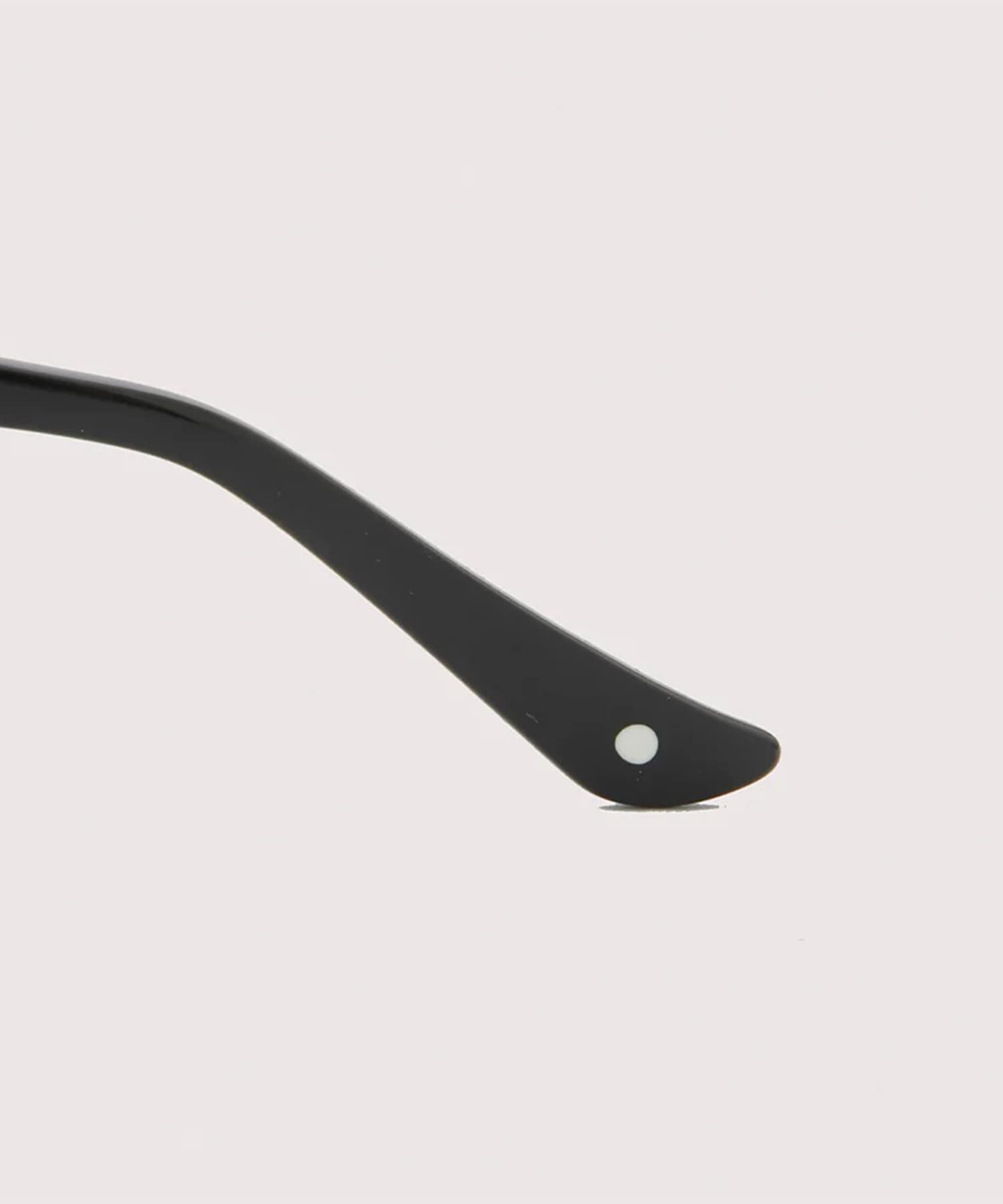 YUGEN #1 GLOSS BLACK & CHAMPAGNE GOLD × CLEAR to GREY NOCHINO OPTICAL