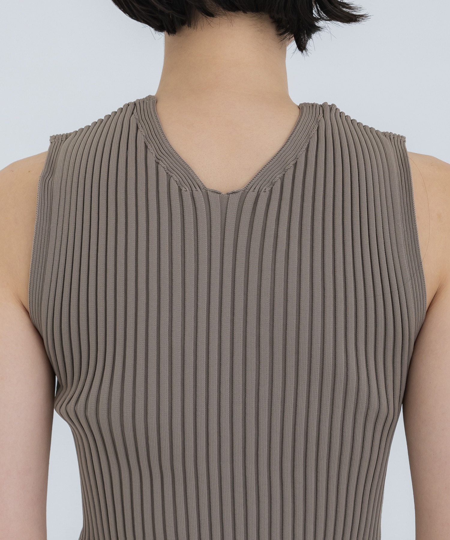 Eco-Vneck knit IIROT