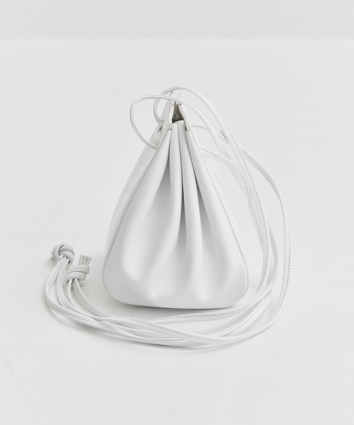別注レザー巾着BAG COURTNEY ORLA