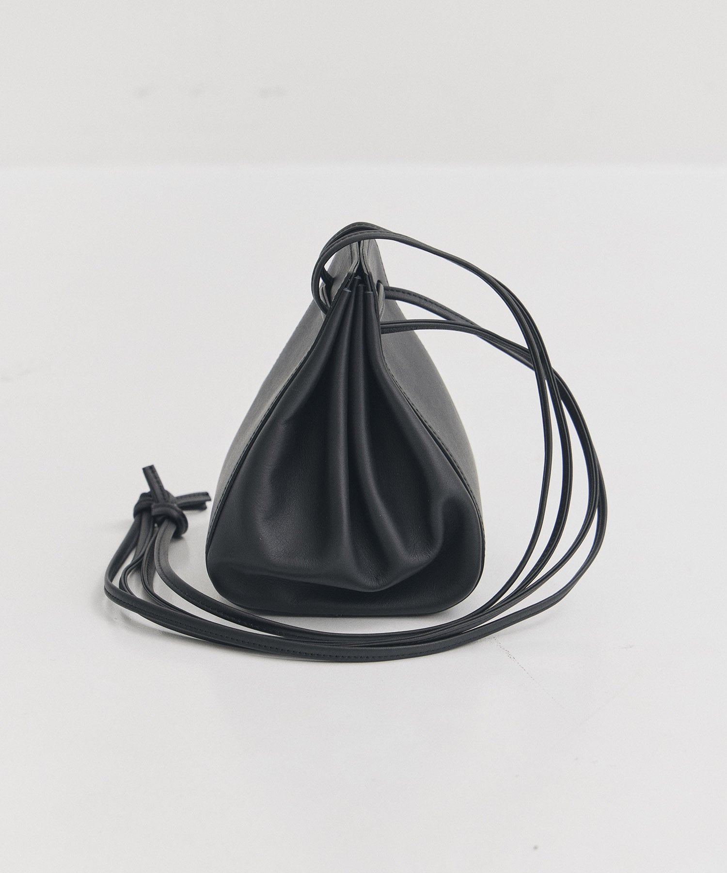 別注レザー巾着BAG COURTNEY ORLA