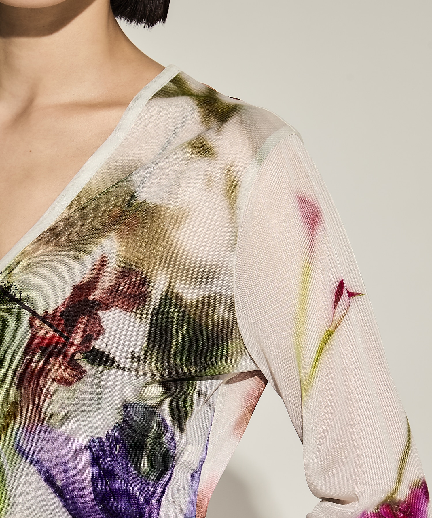 2WAY SMOKE FLOWER SHEER TOP AMERI