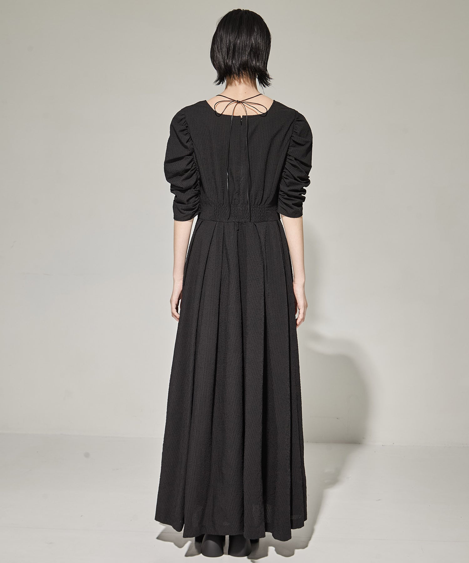 SEERSUCKER VOLUME HEM DRESS AMERI