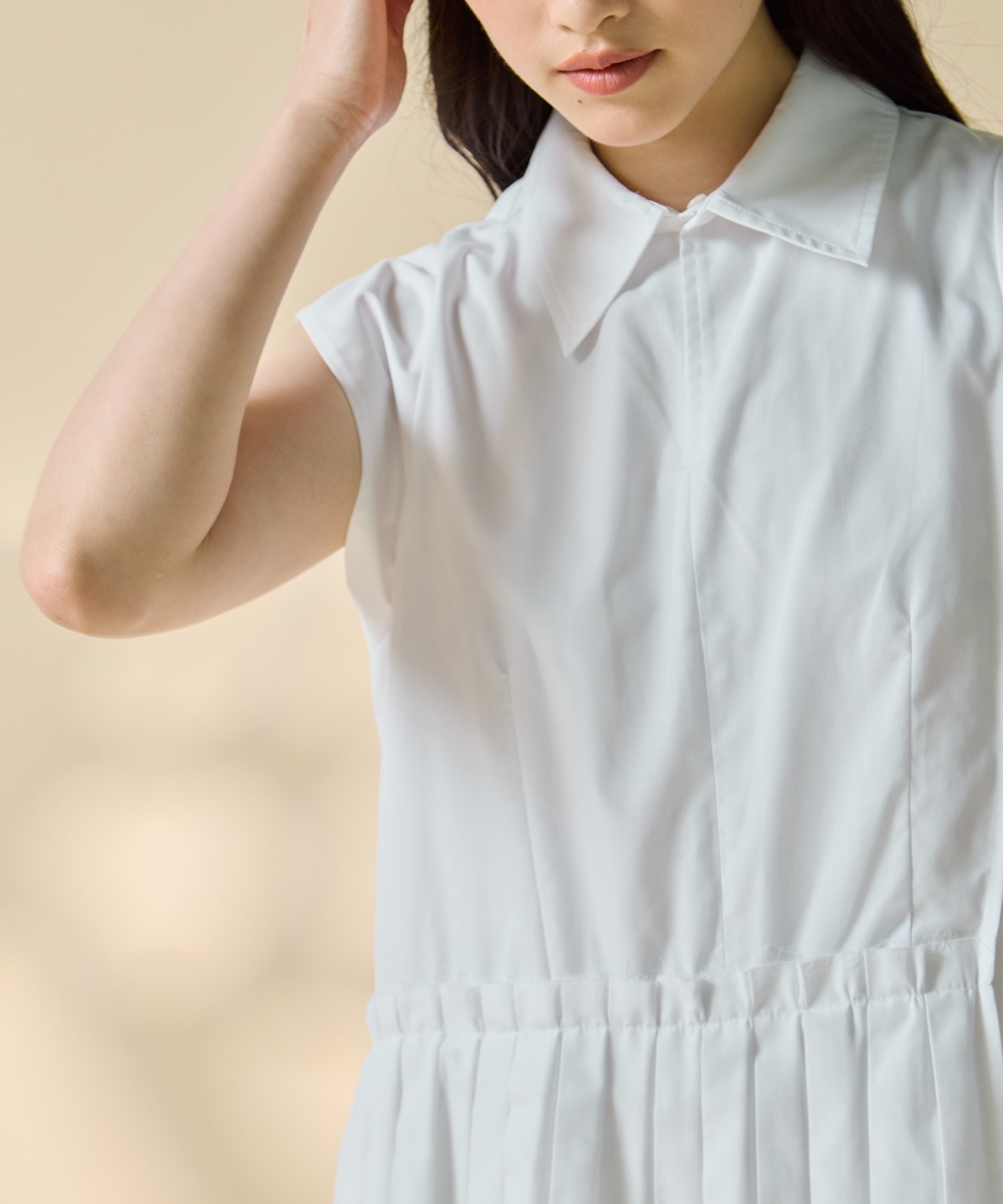 Asymmetry pleats one-piece STUDIOUS