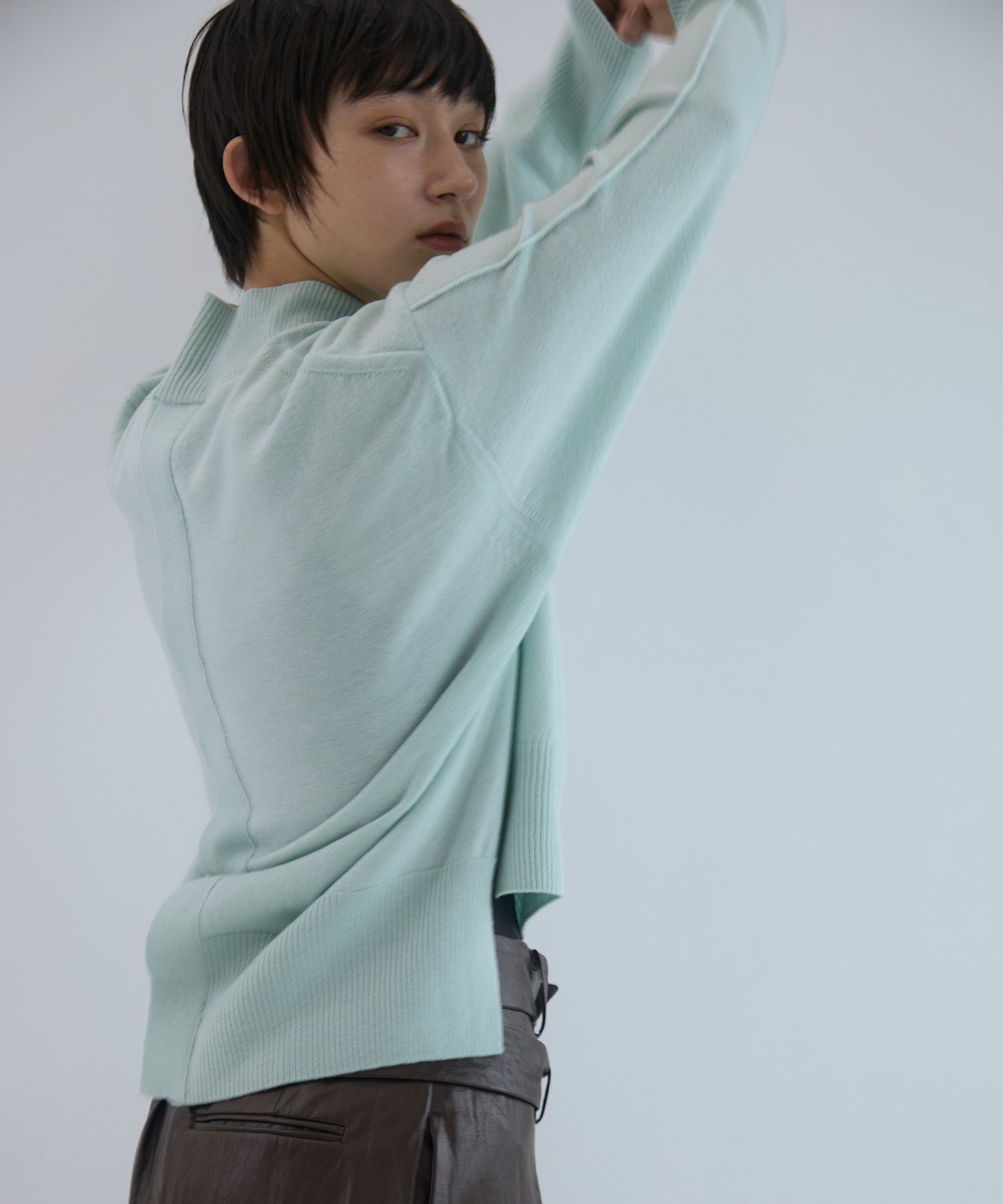 Merino Wool Turtle Neck Knit STUDIOUS