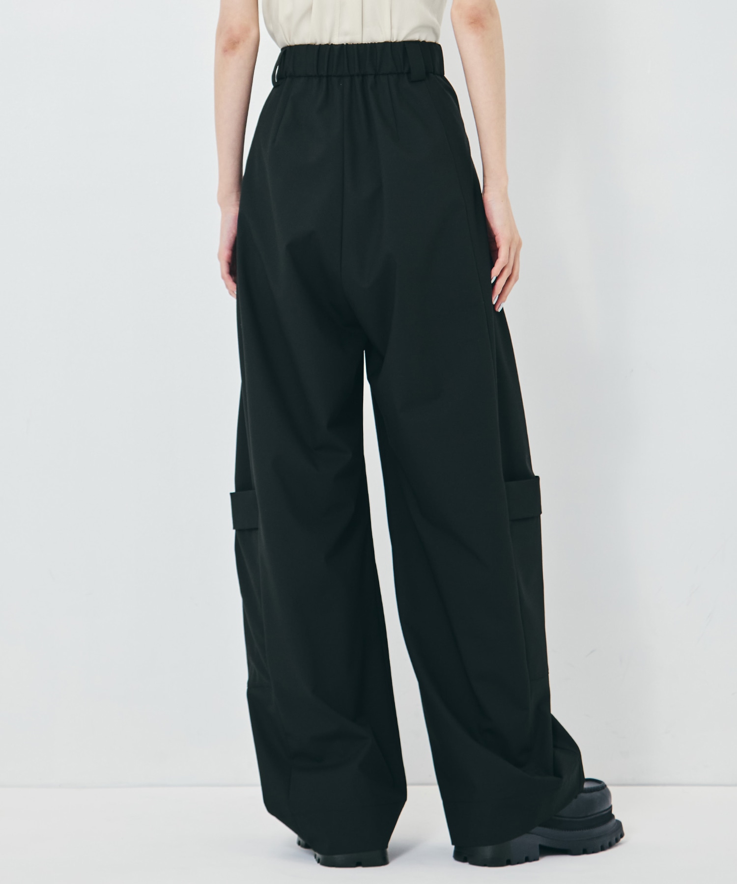 Soft Barrel Leg Flap Cargo Trousers STUDIOUS
