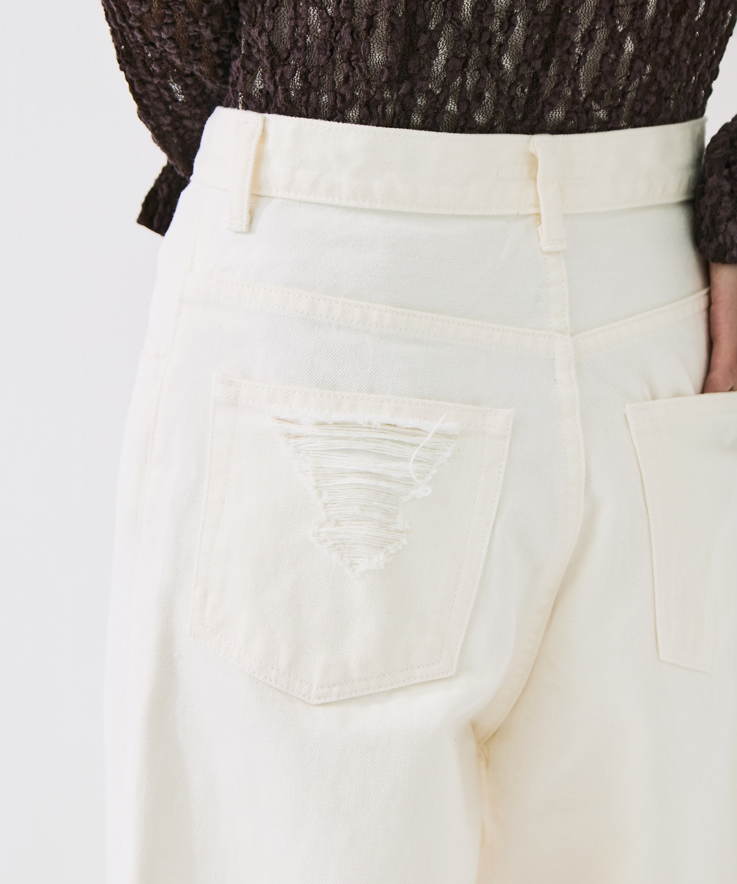 Damaged Barrel Leg Jeans STUDIOUS