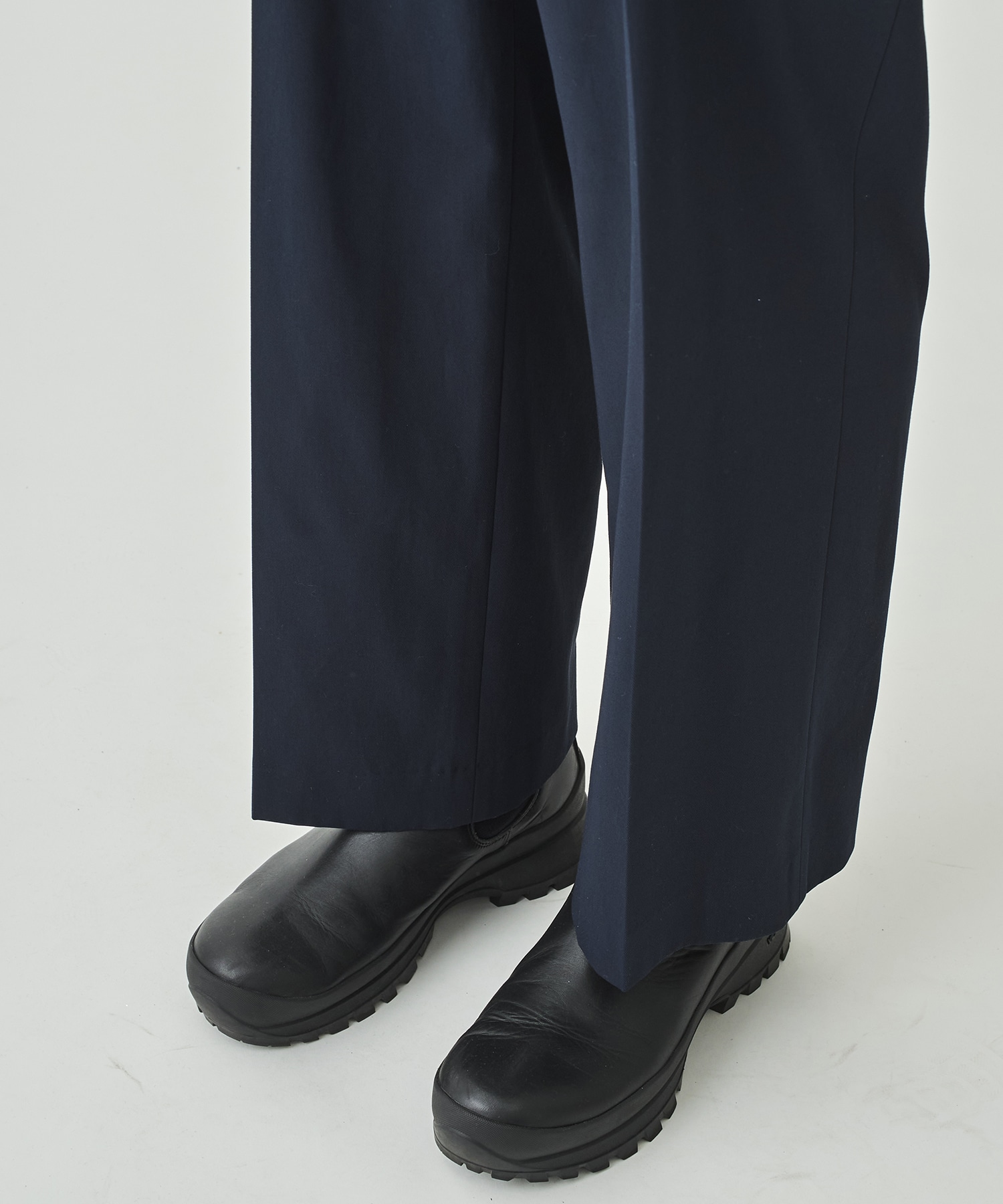 STRAIGHT PANTS URU TOKYO