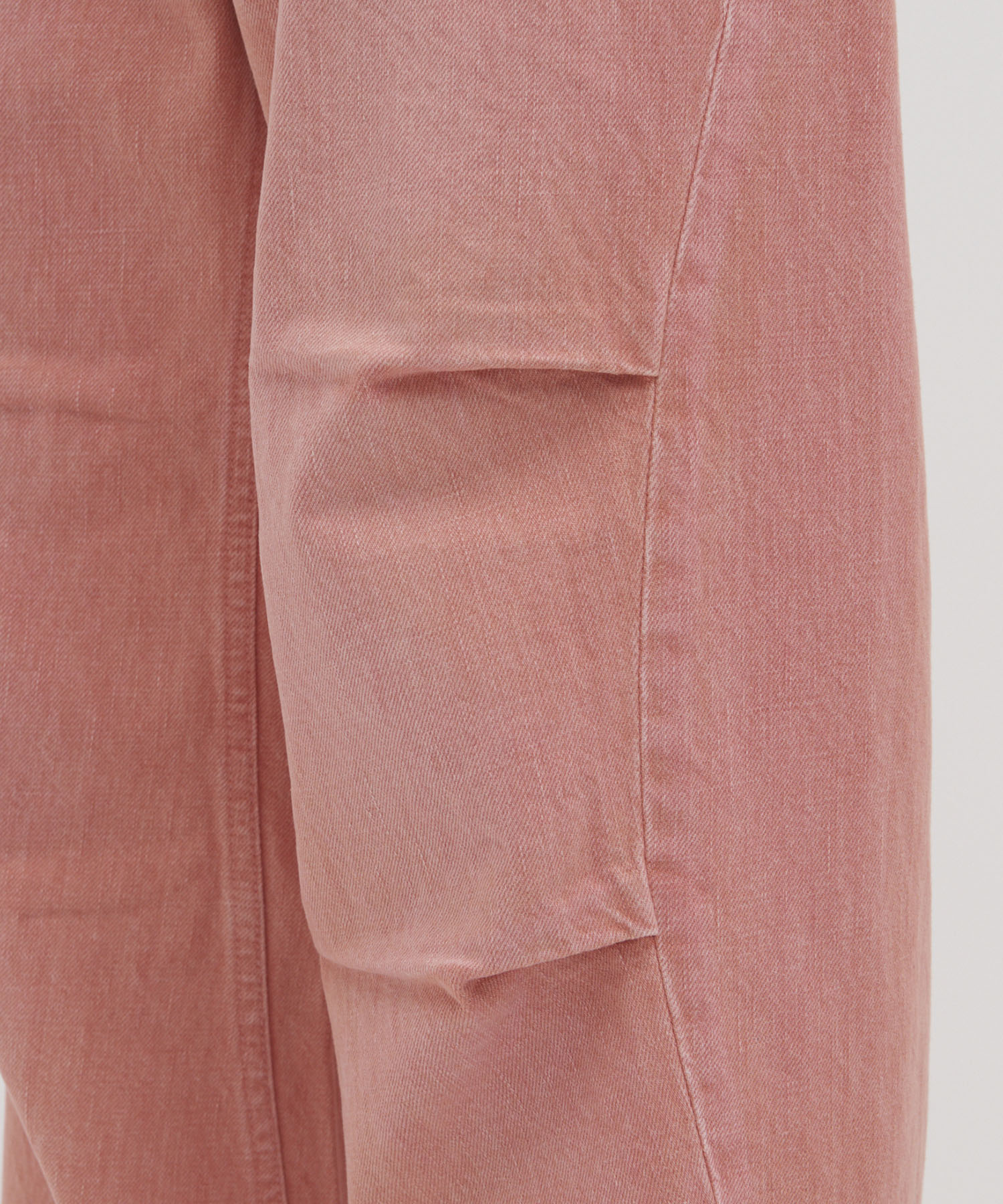 DRAPE OVER DENIM PANTS JieDa