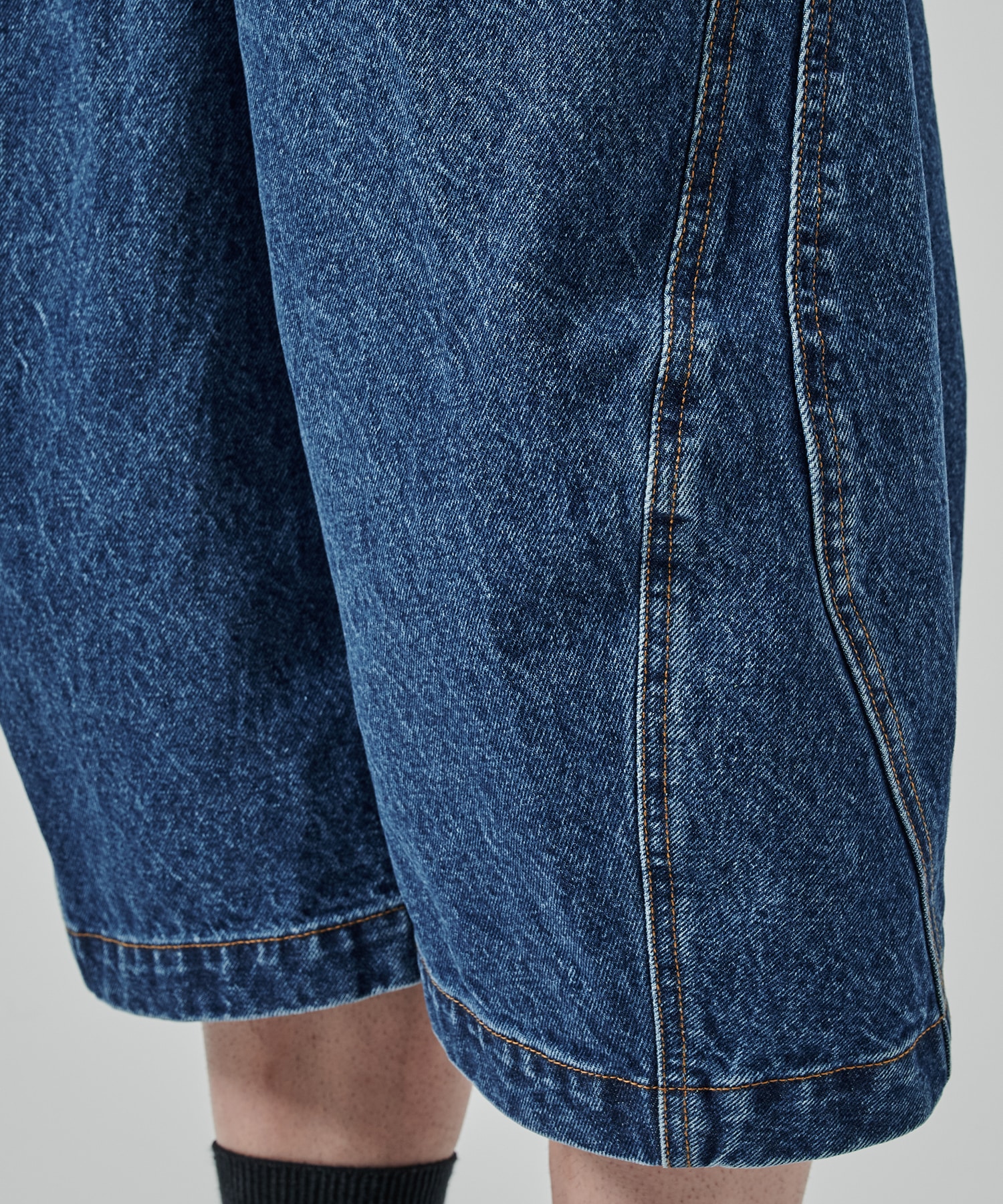 〈別注〉3D TWISTED SHORTS NVRFRGT