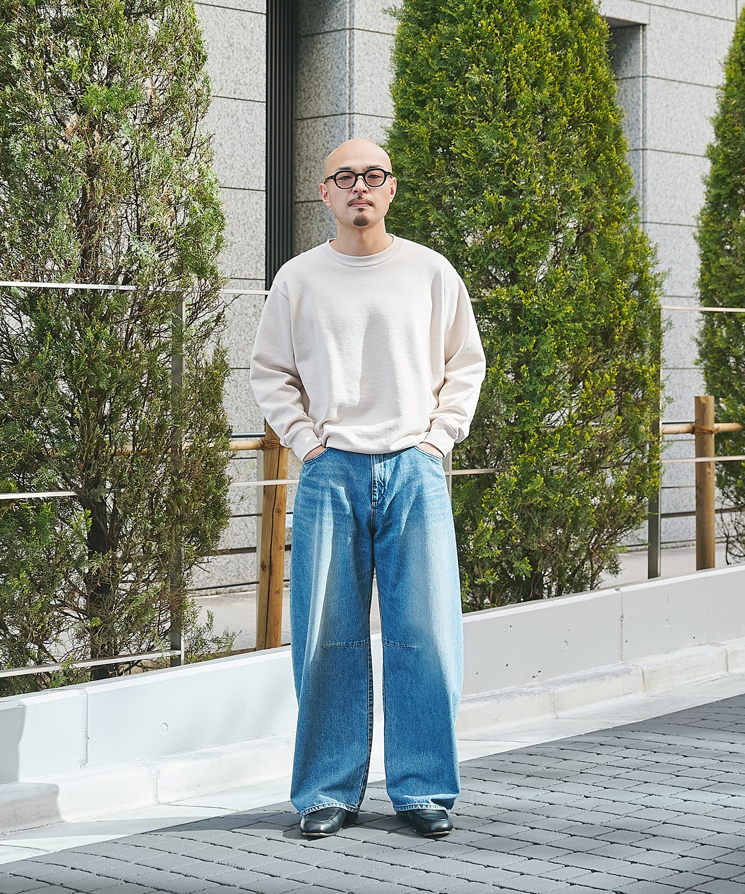 Light Clear Sweatshirt STUDIOUS