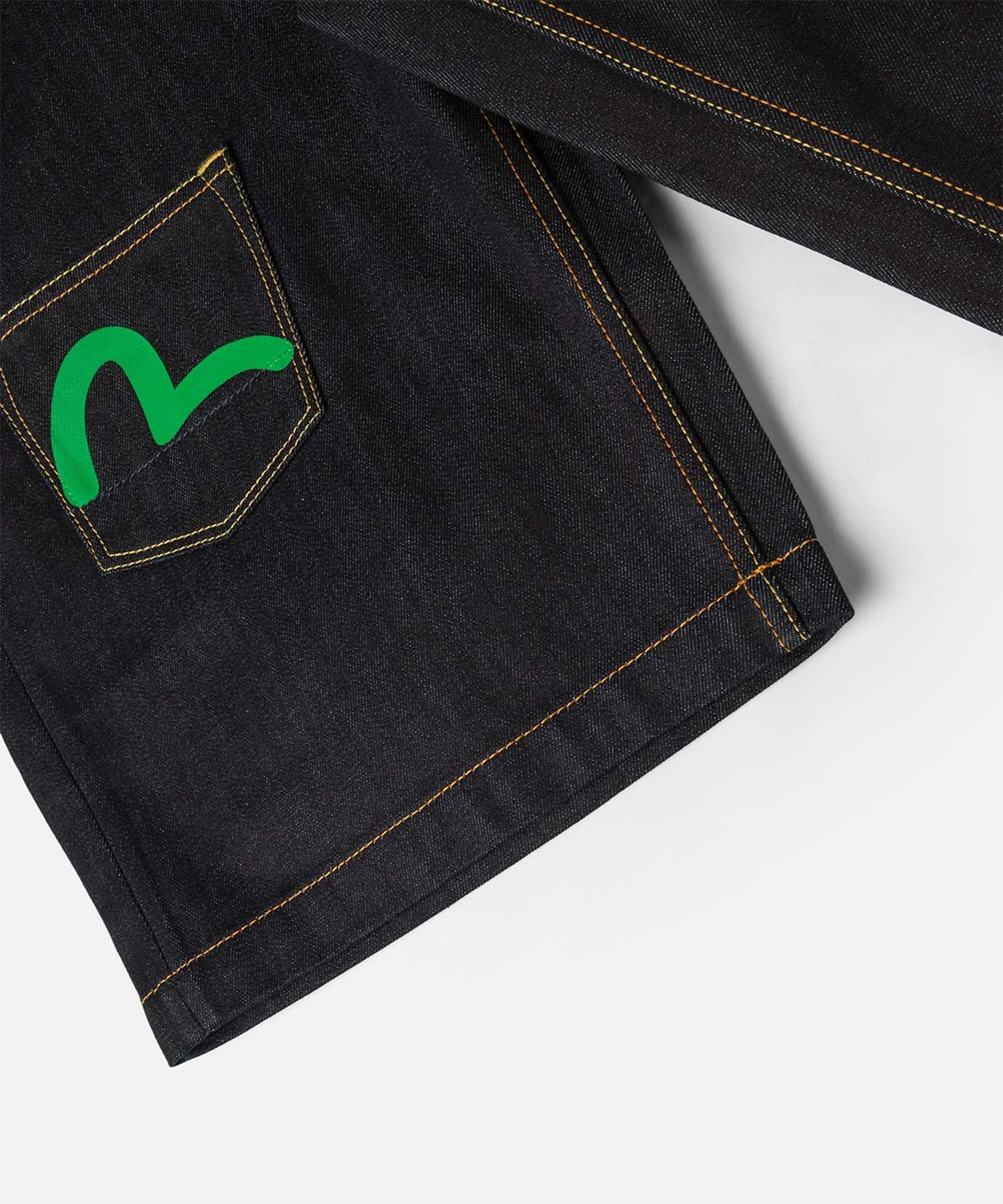HT MULTI-POCKET DENIM SHORT 
