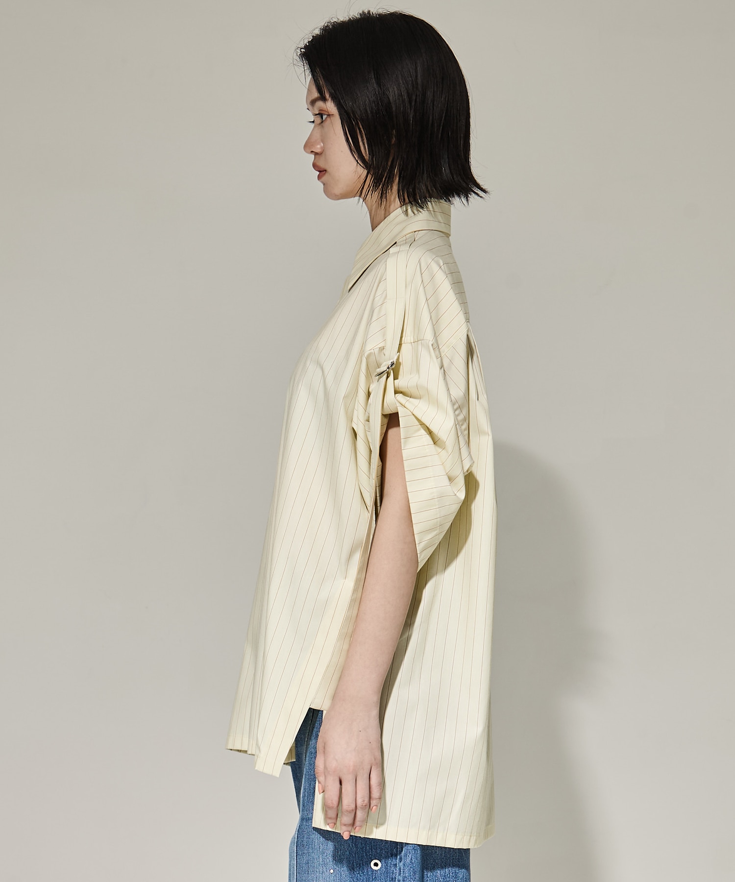 Square belt Shirt UJOH
