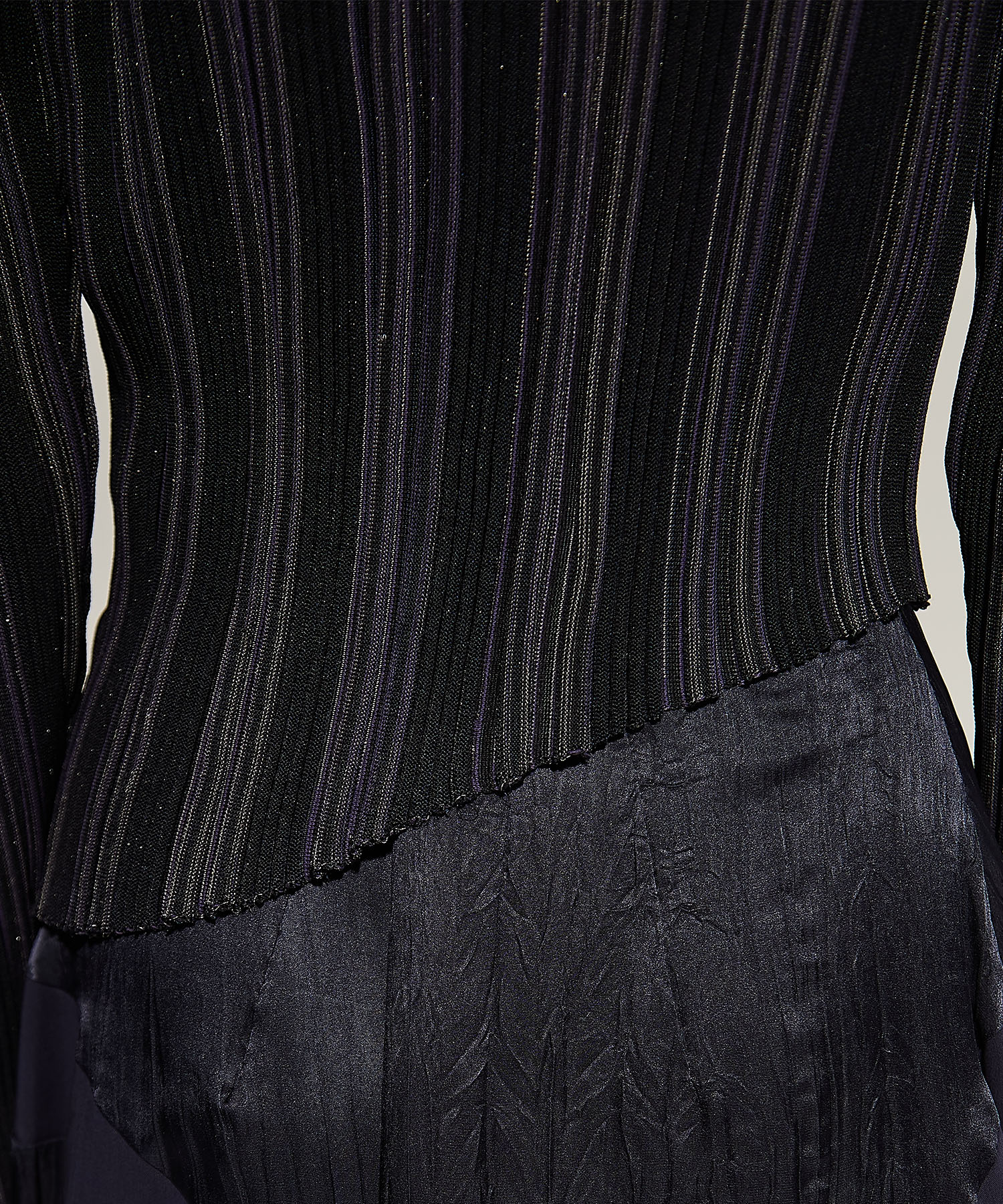 ASYMMETRIC OVAL JUMPER 