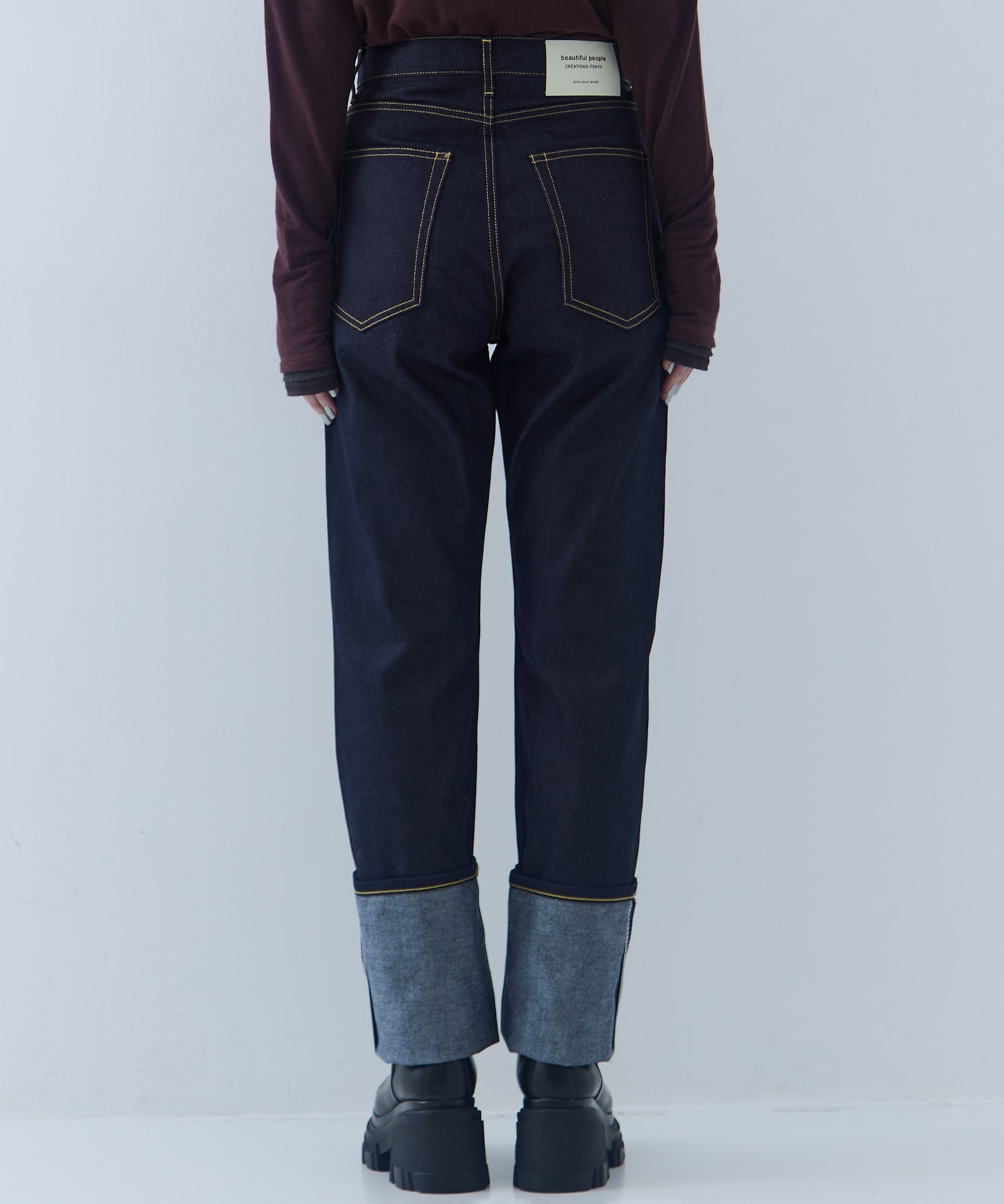 selvedge denim woman fits beautiful people