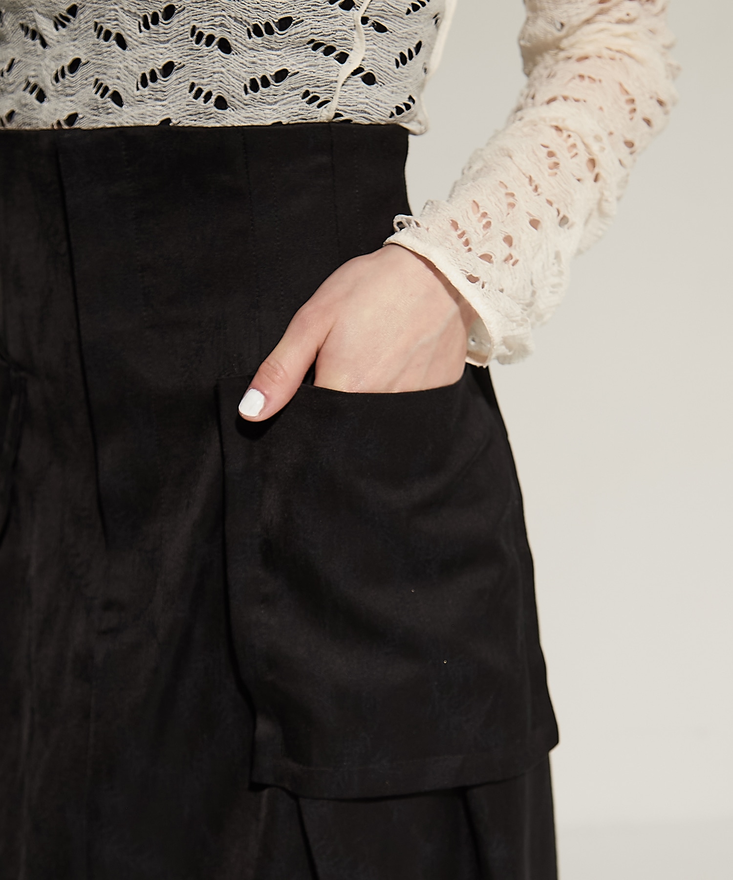 Leaf Jacquard Skirt STUDIOUS
