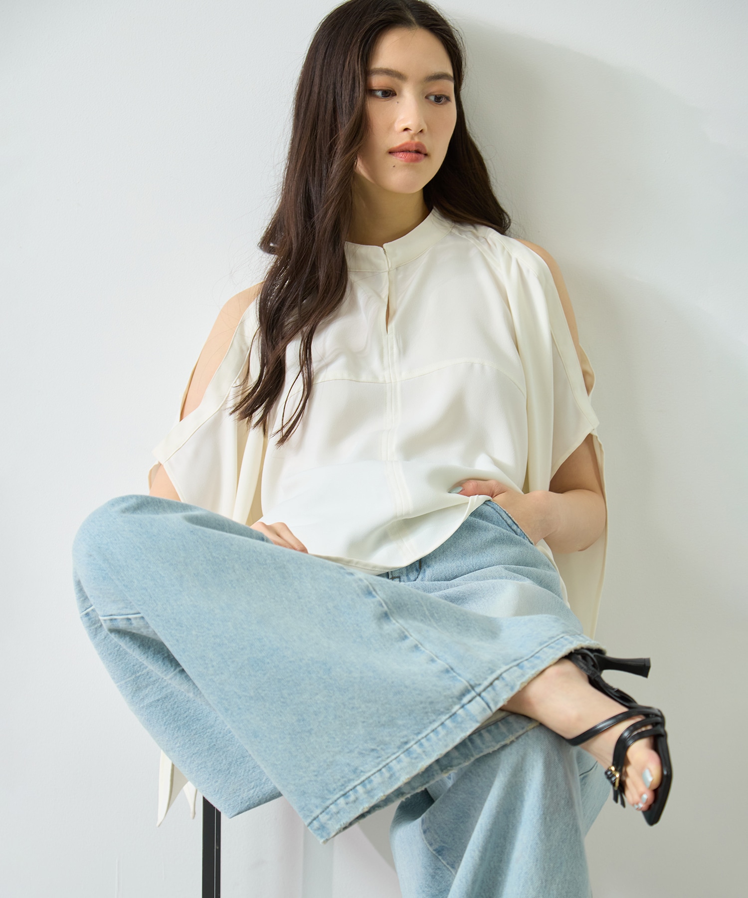 BACK SATIN DRAPE BLOUSE STUDIOUS