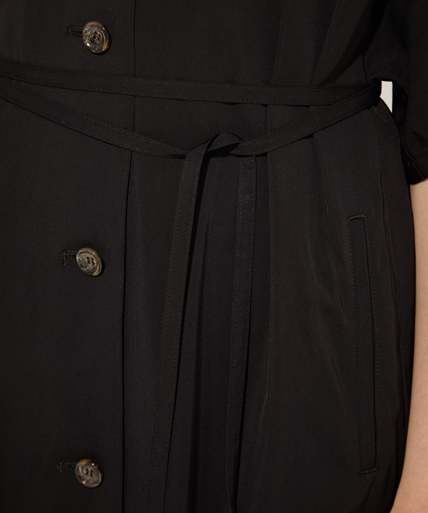 Ana asymmetry dress BE AKIRANAKA